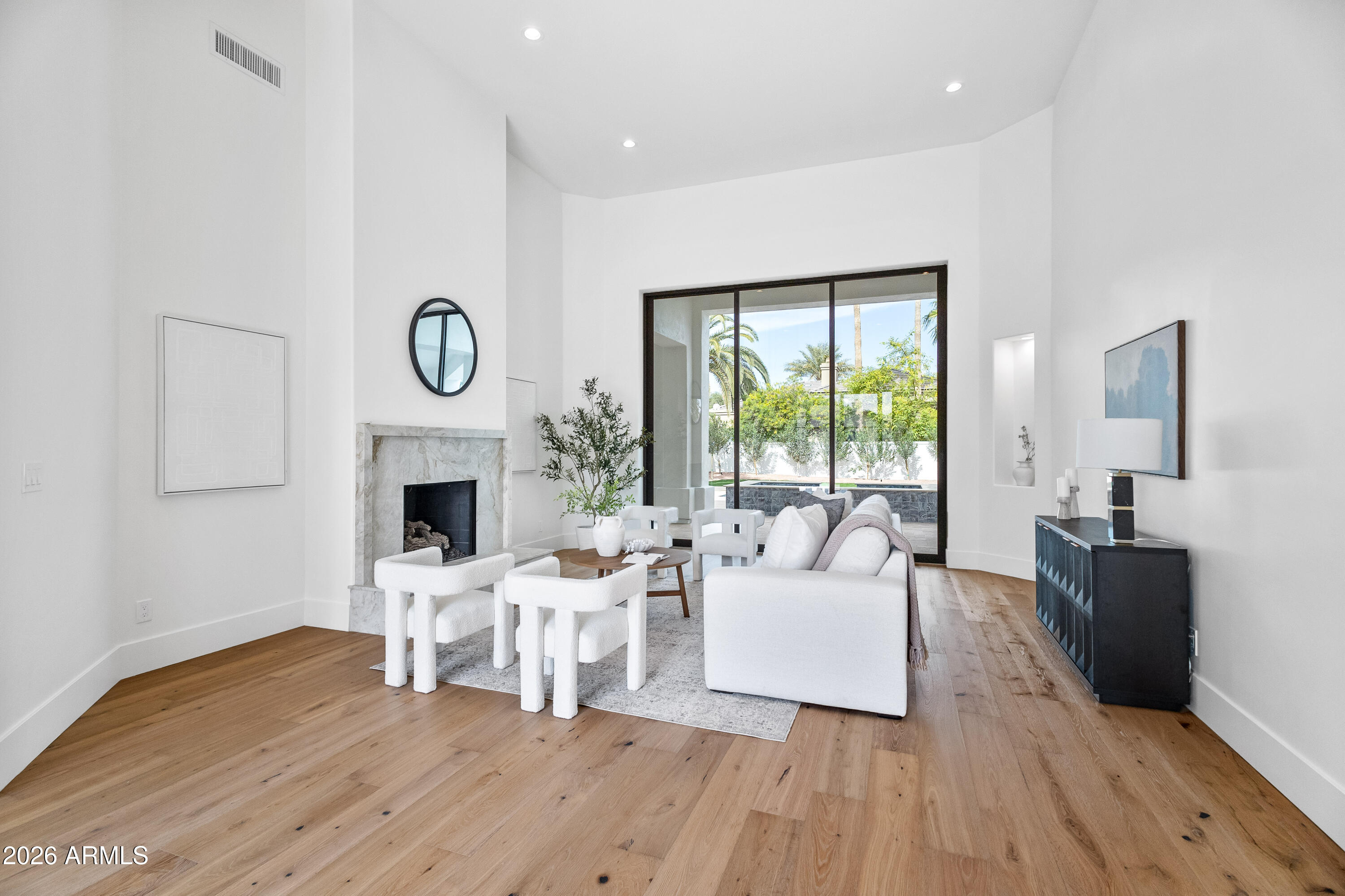 7180 E BELMONT Avenue