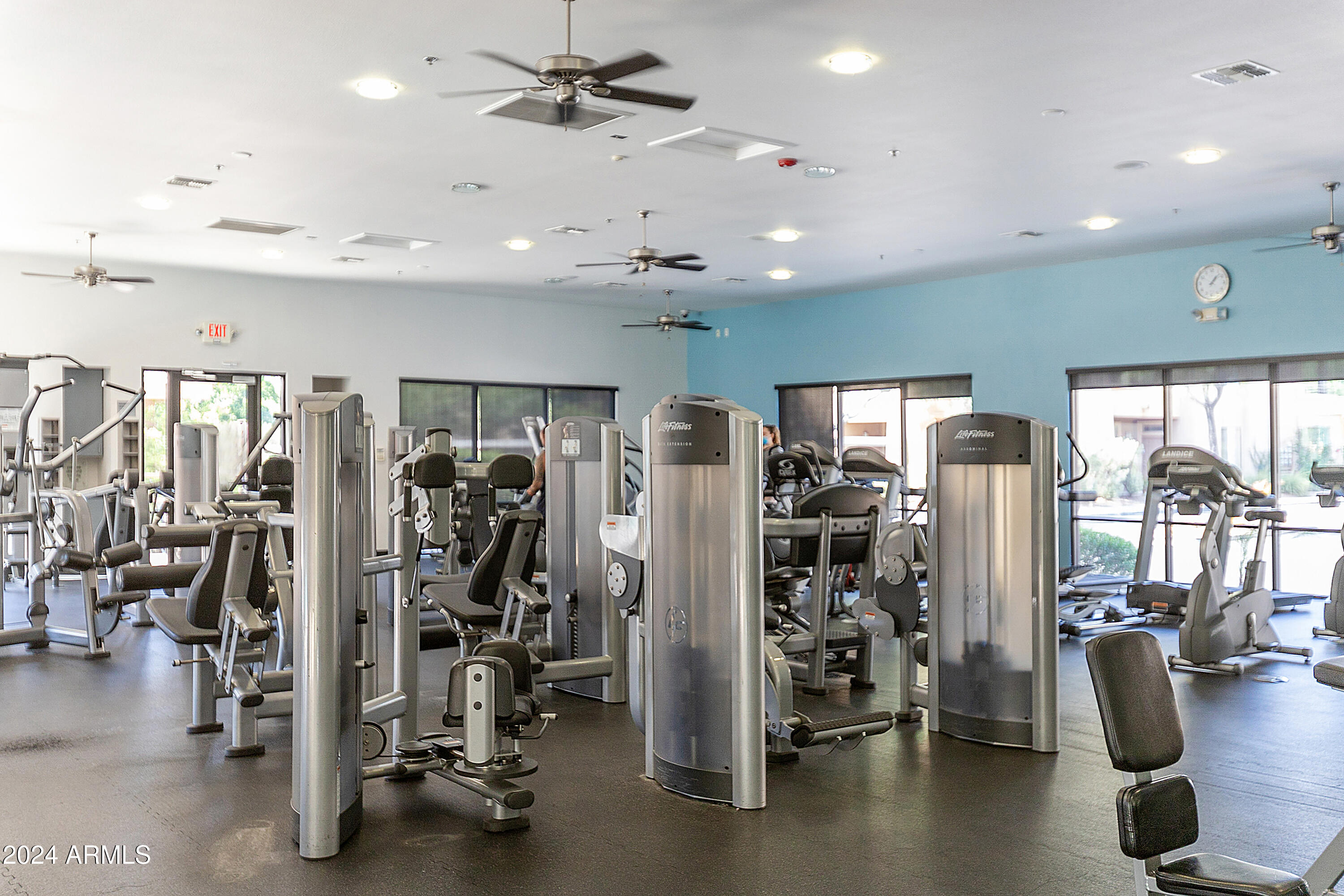 20100 N 78TH Place 1185