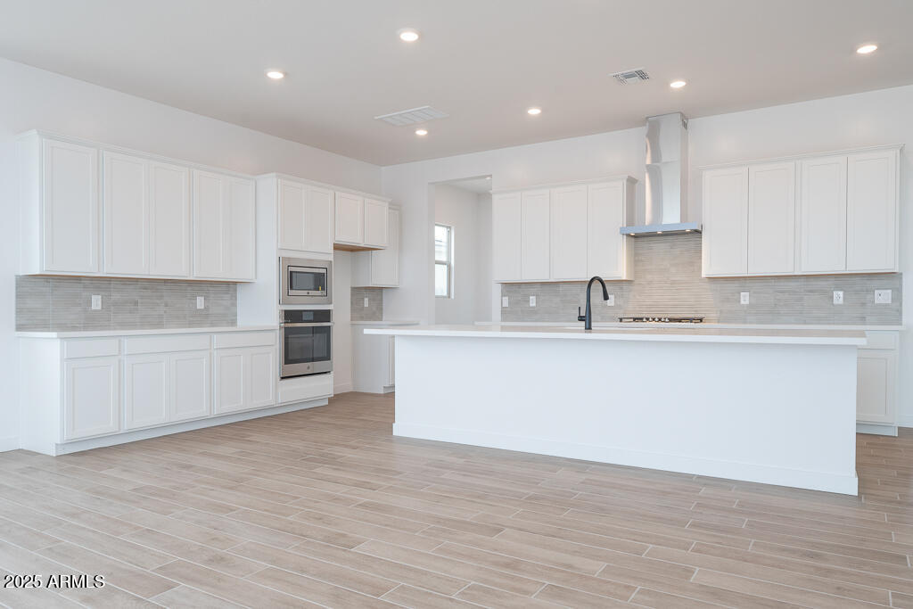 1923 E Empeltre Road