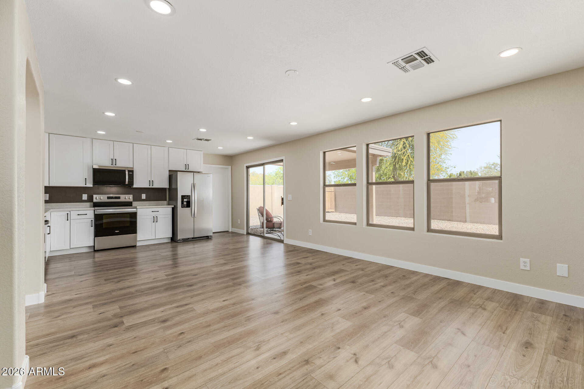 16501 N DURBIN Drive