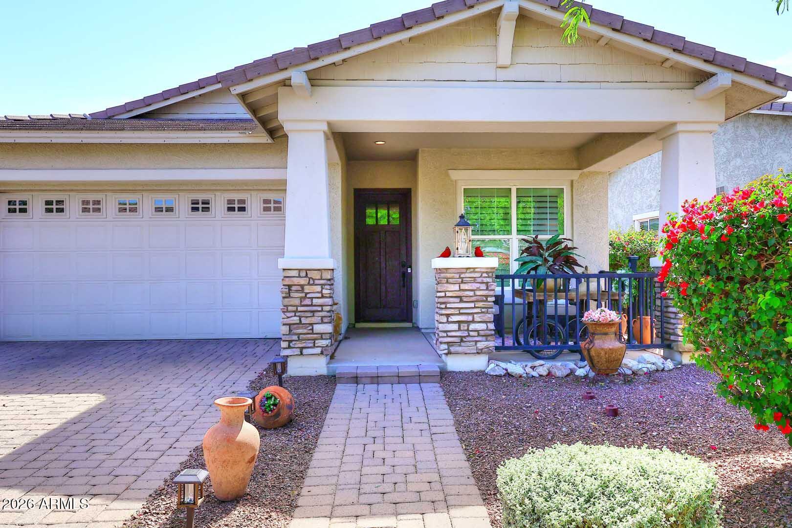 20615 W NELSON Place