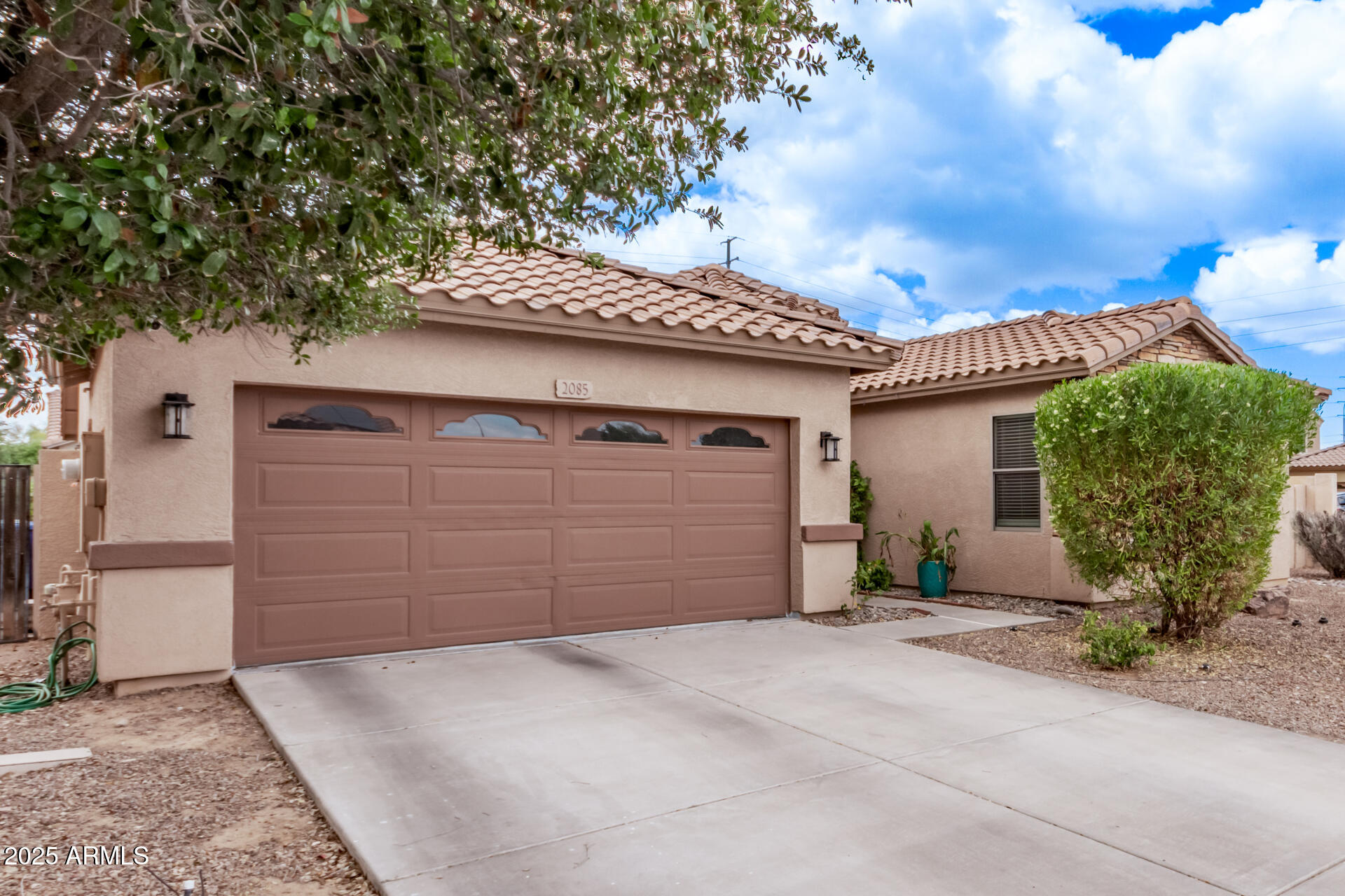 2085 E EBONY Drive