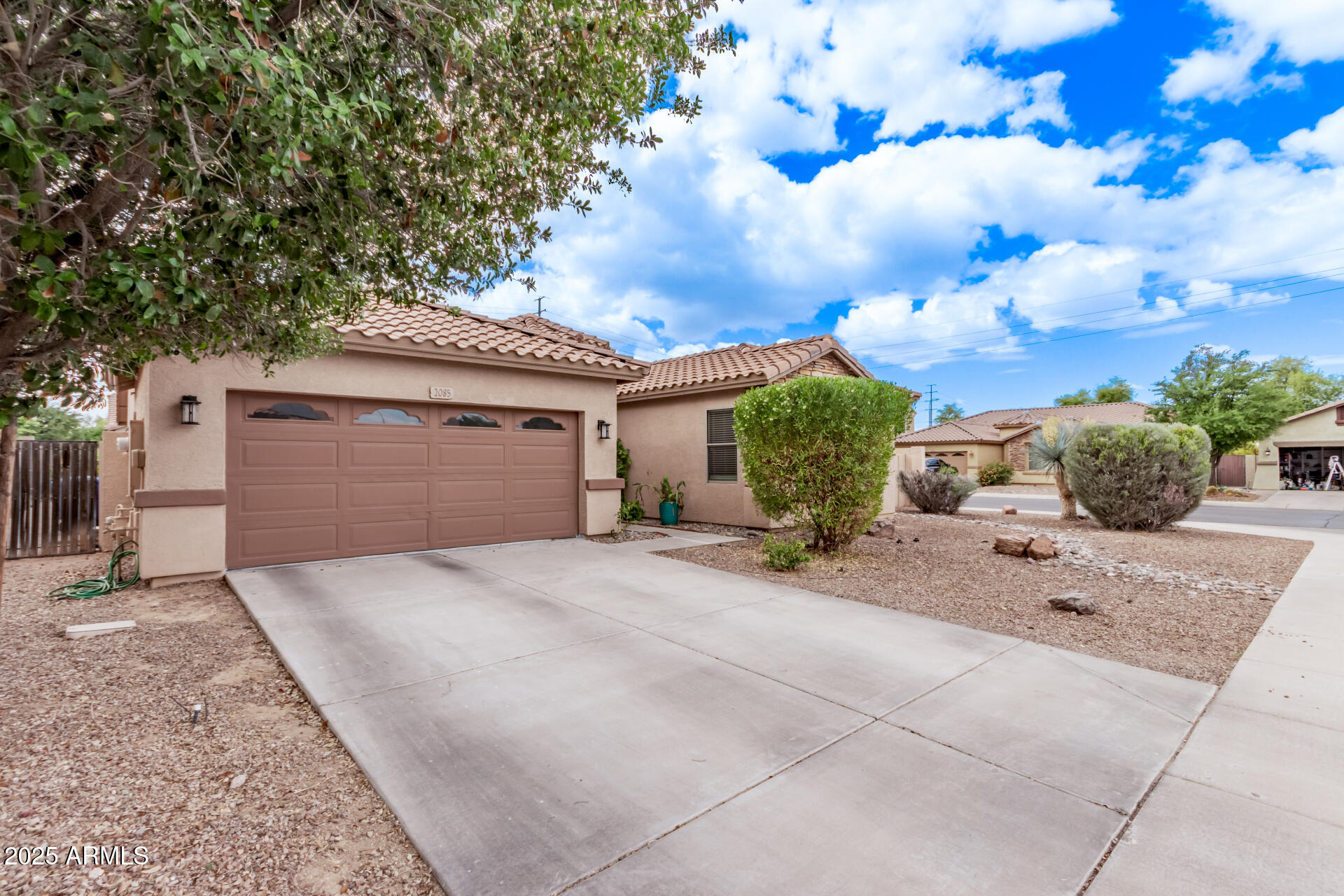 2085 E EBONY Drive