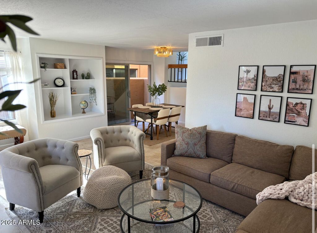Photo of 11 E La Diosa Drive, Tempe, AZ 85282 (MLS # 6922538)
