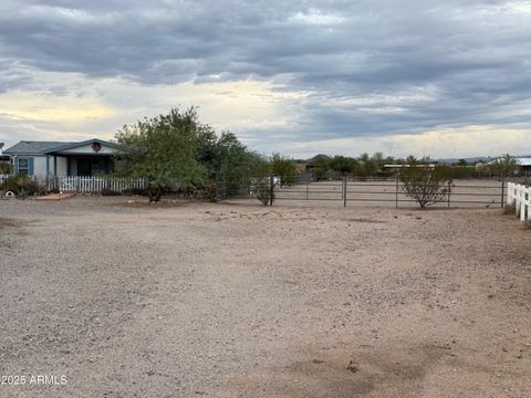 25124 W SADDLE MOUNTAIN Road Morristown AZ 85342