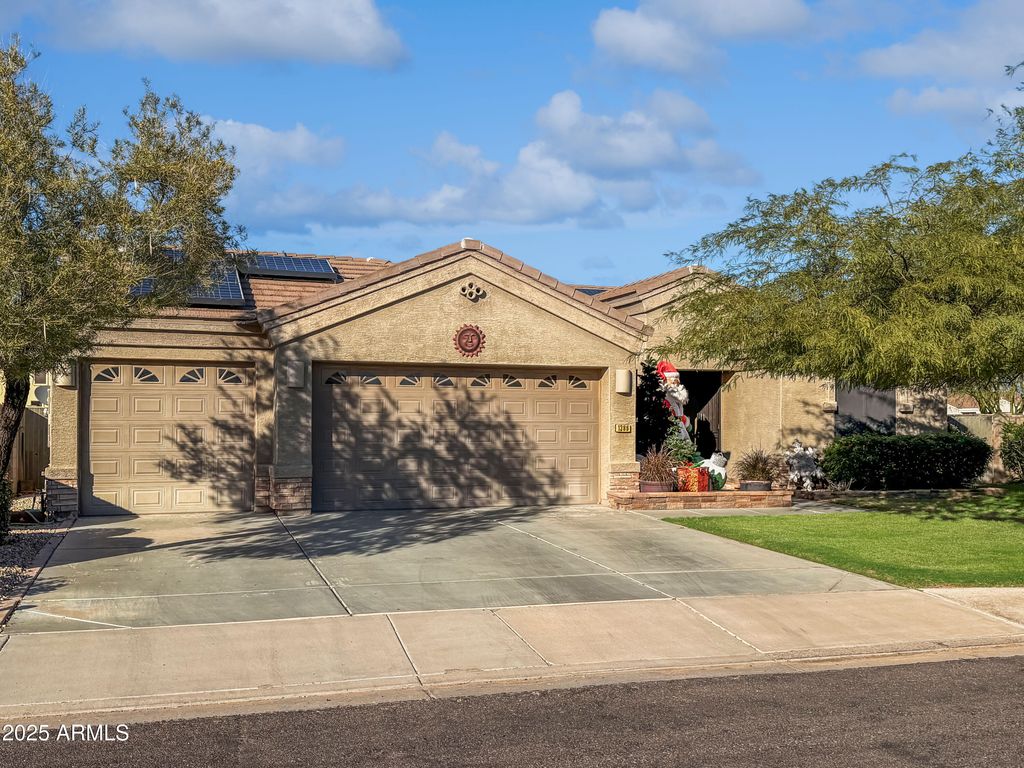 Photo of 1386 E Avenida Isabela, Casa Grande, AZ 85122 (MLS # 7023659)