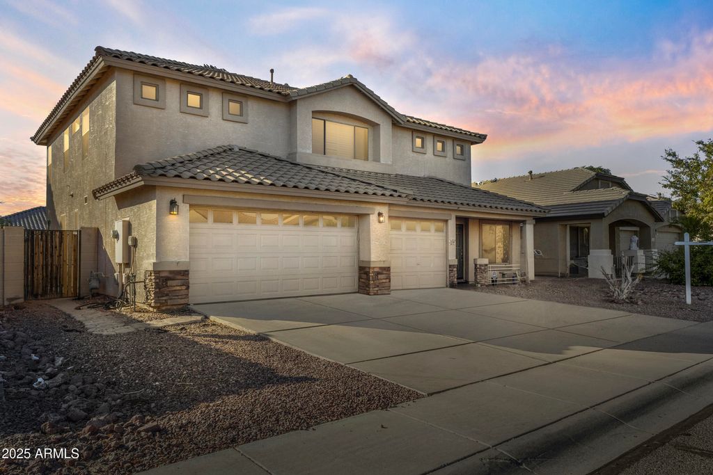 Photo of 2338 N 112th Lane, Avondale, AZ 85392 (MLS # 6903934)
