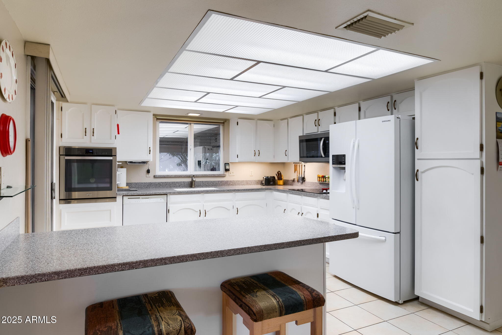 1063 LEISURE WORLD --