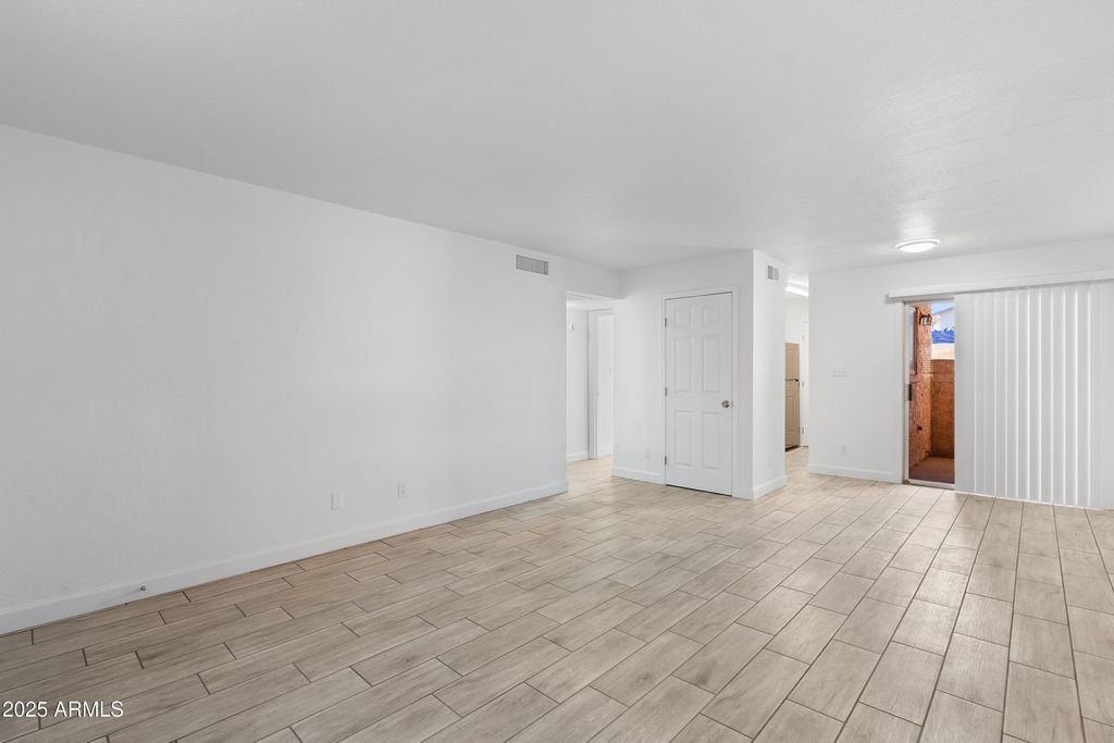 Photo of 2220 W Dora Street #129, Mesa, AZ 85201 (MLS # 6929320)