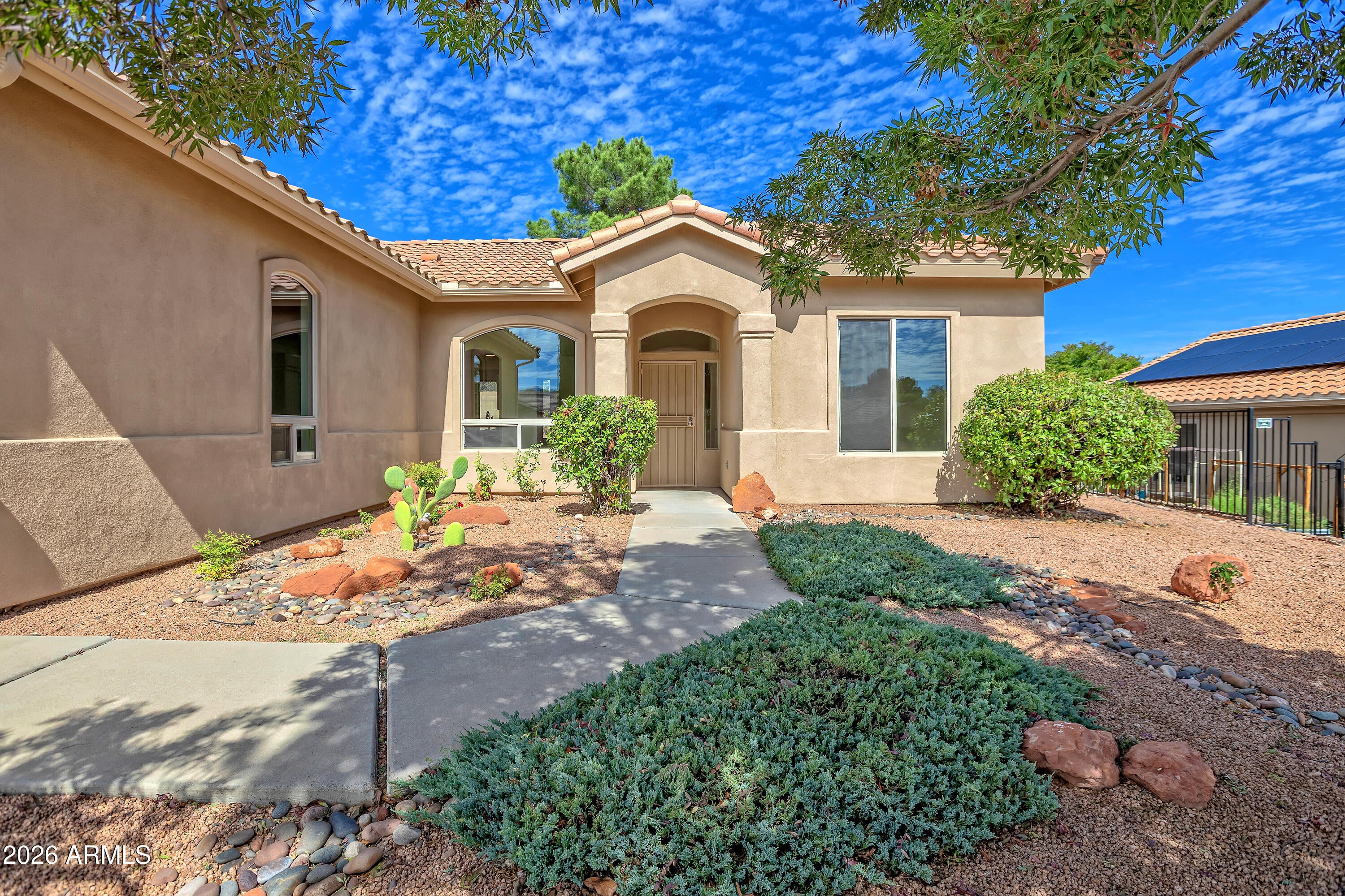 1320 E RIDGEVIEW Drive