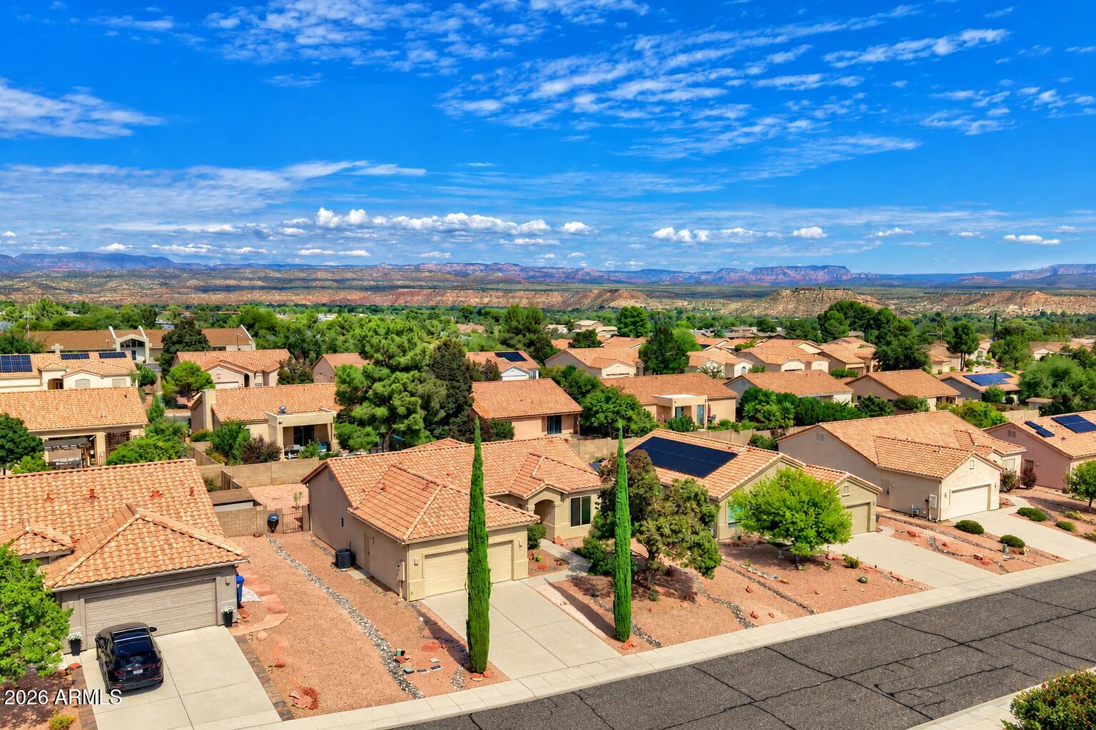1320 E RIDGEVIEW Drive