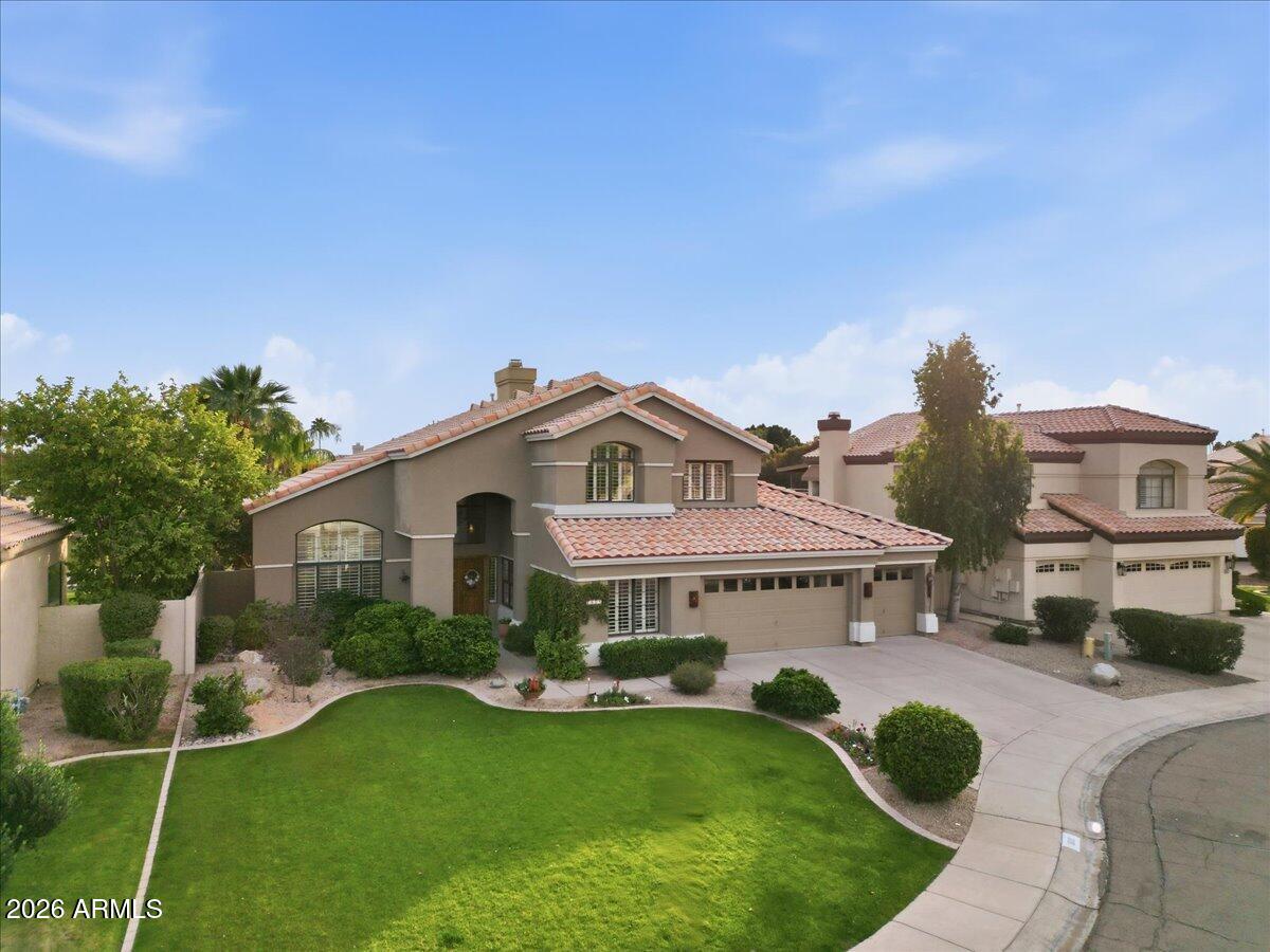 1819 E CATAMARAN Drive