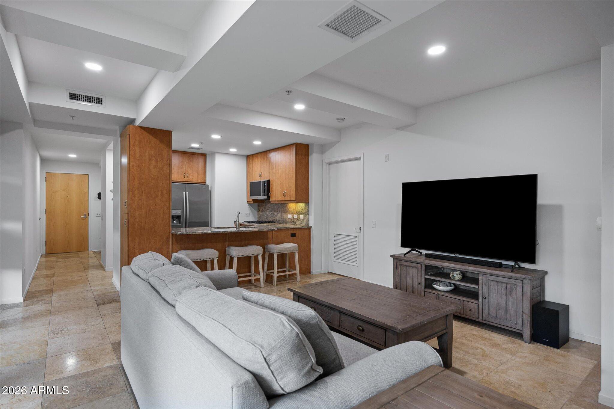 7157 E RANCHO VISTA Drive 4011