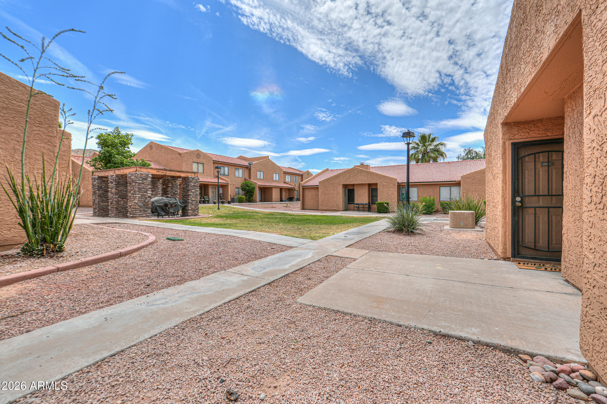 3511 E BASELINE Road 1004