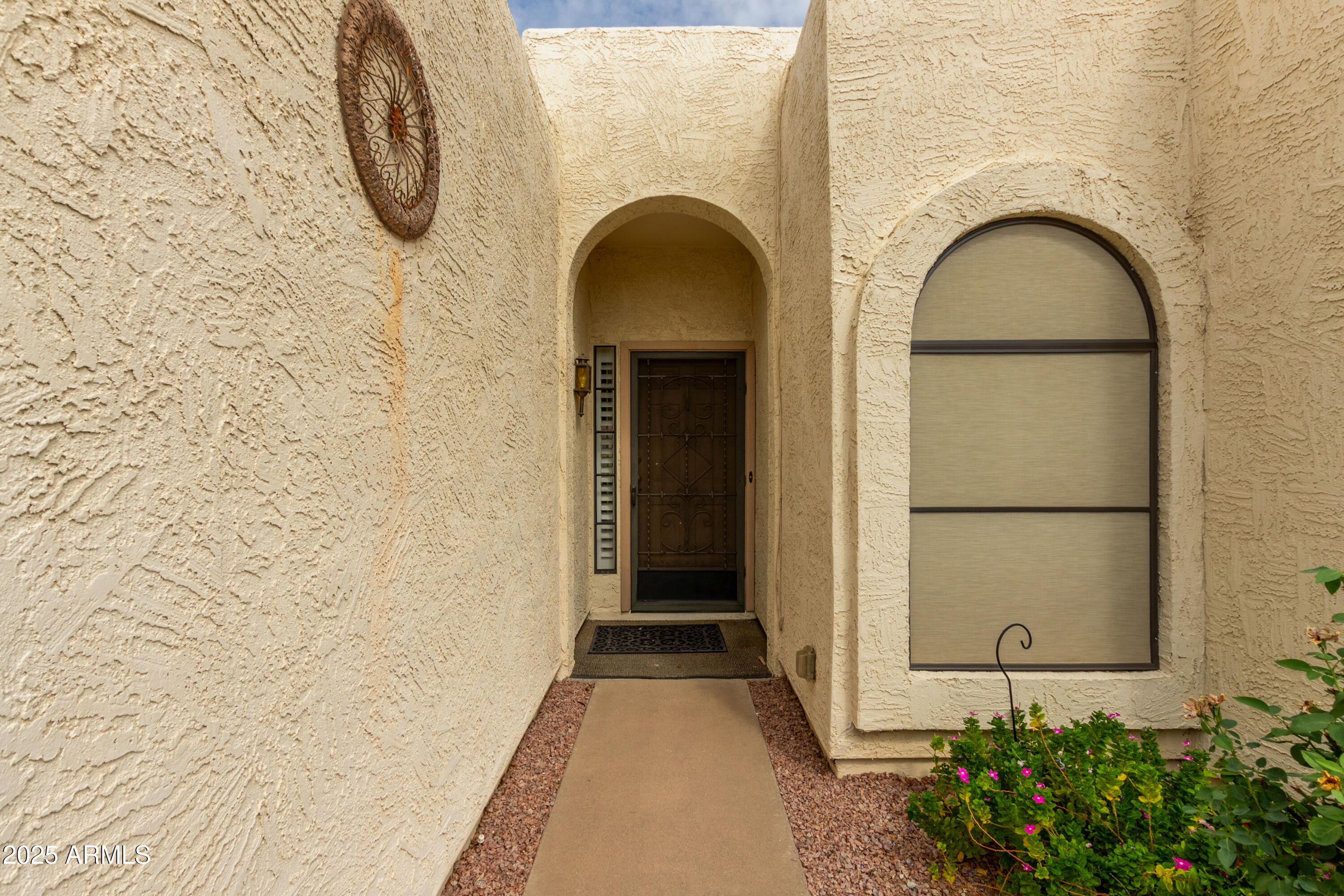 7822 E PARK VIEW Drive