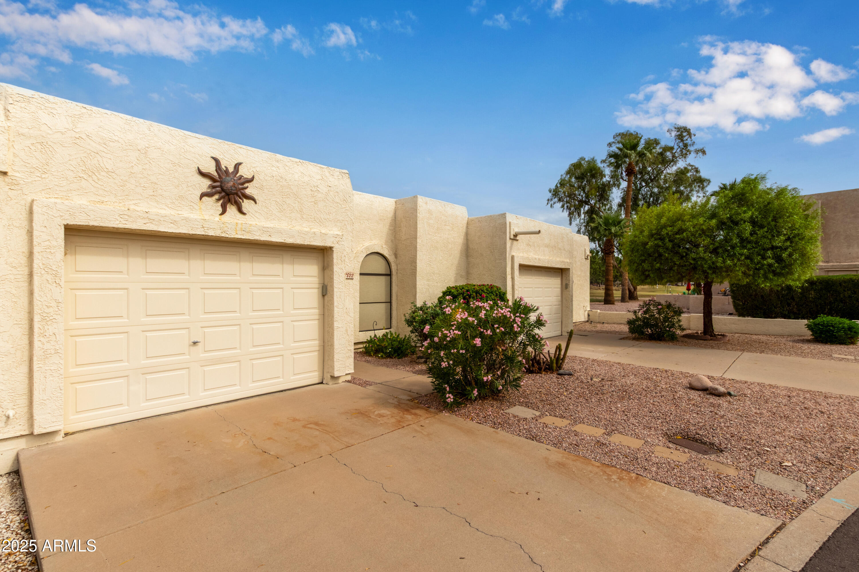 7822 E PARK VIEW Drive