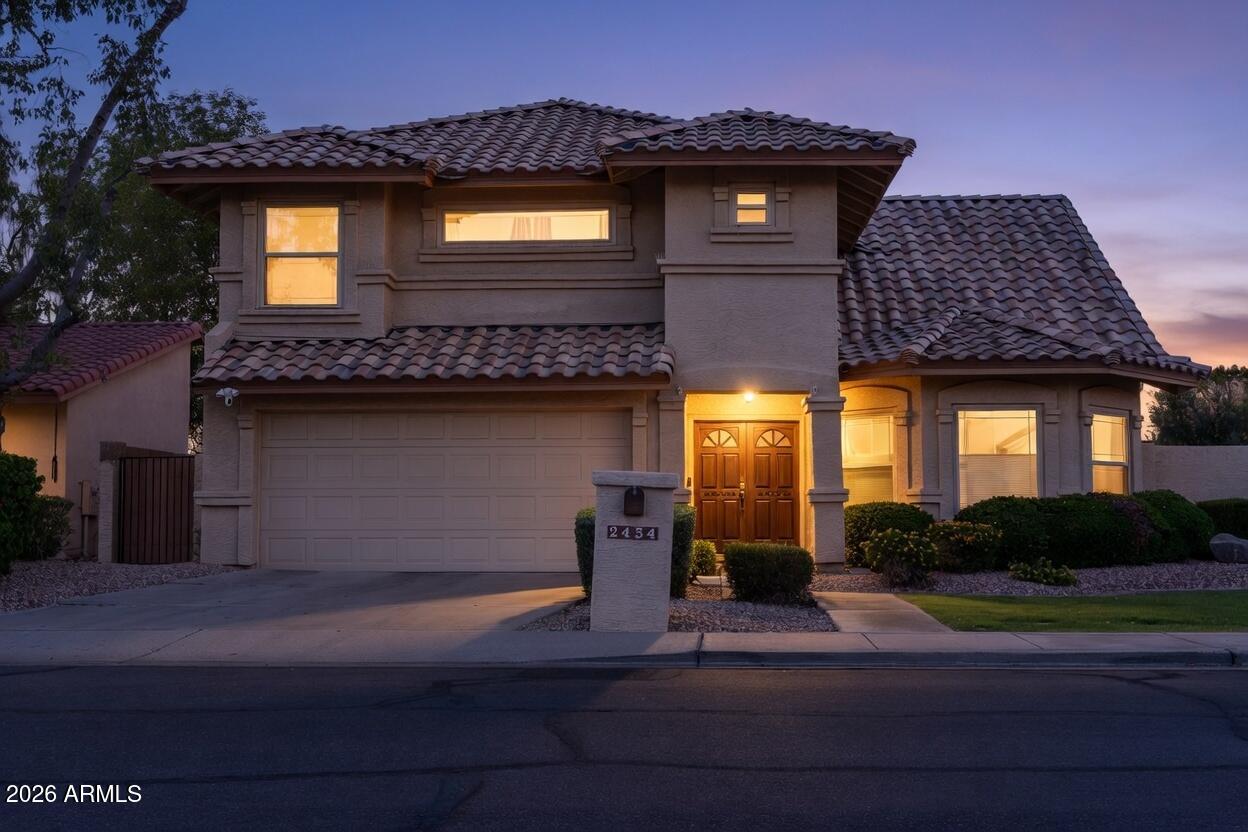 2434 W LOMPOC Avenue