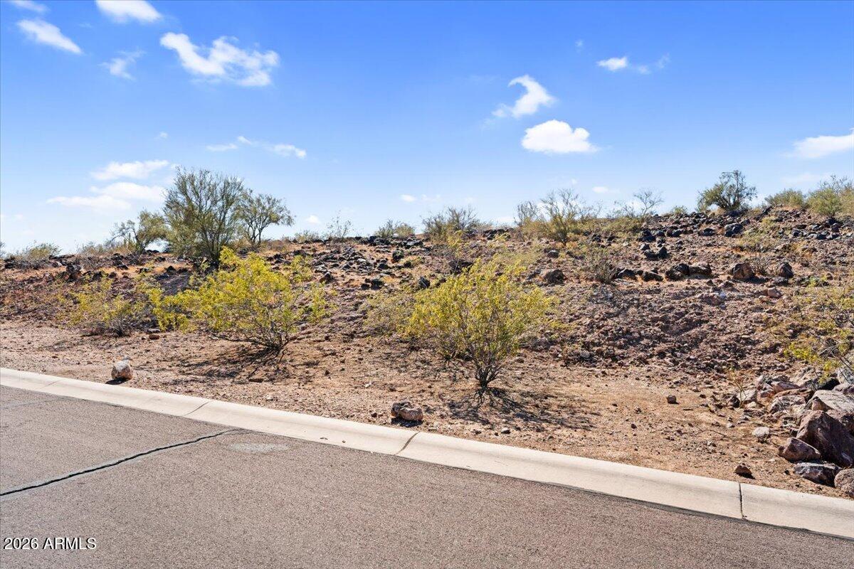 VISION HILL ESTATES - Land
