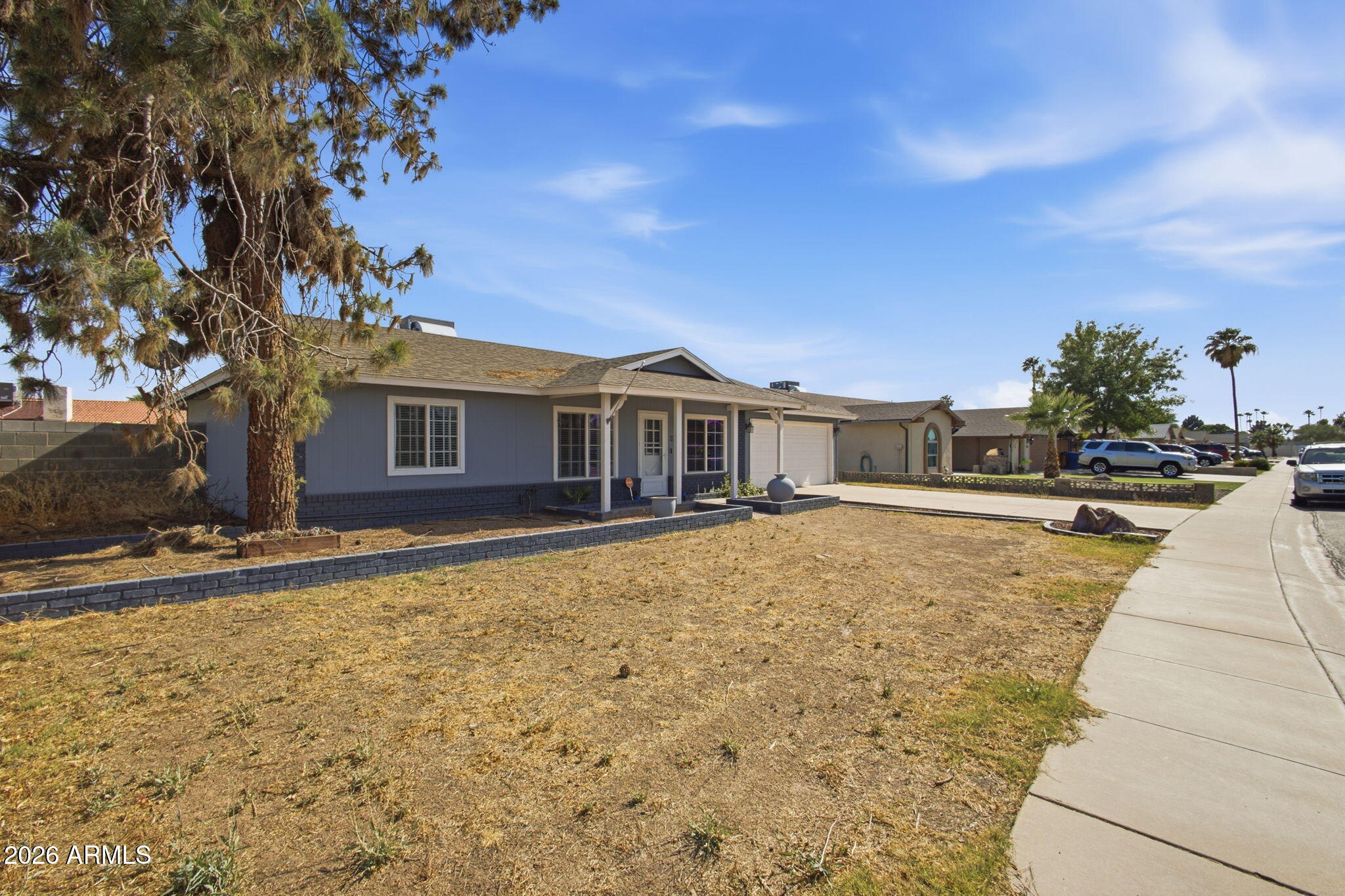 2329 E CONCORDA Drive