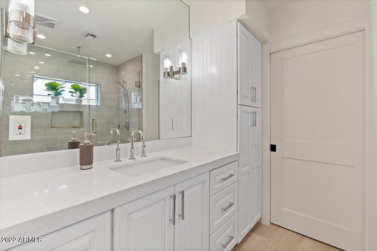 MOCKINGBIRD LANE ESTATES 6 - Residential