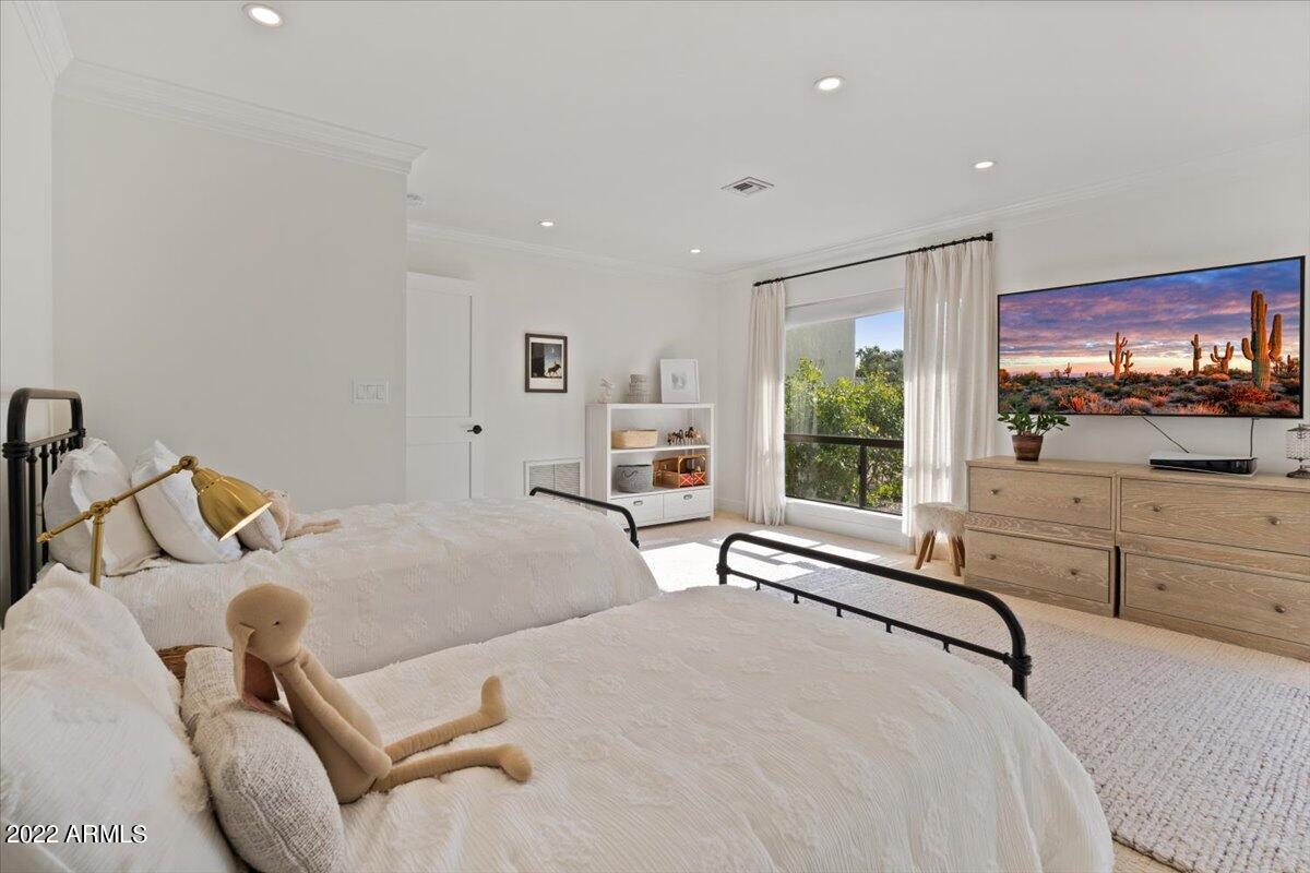 MOCKINGBIRD LANE ESTATES 6 - Residential