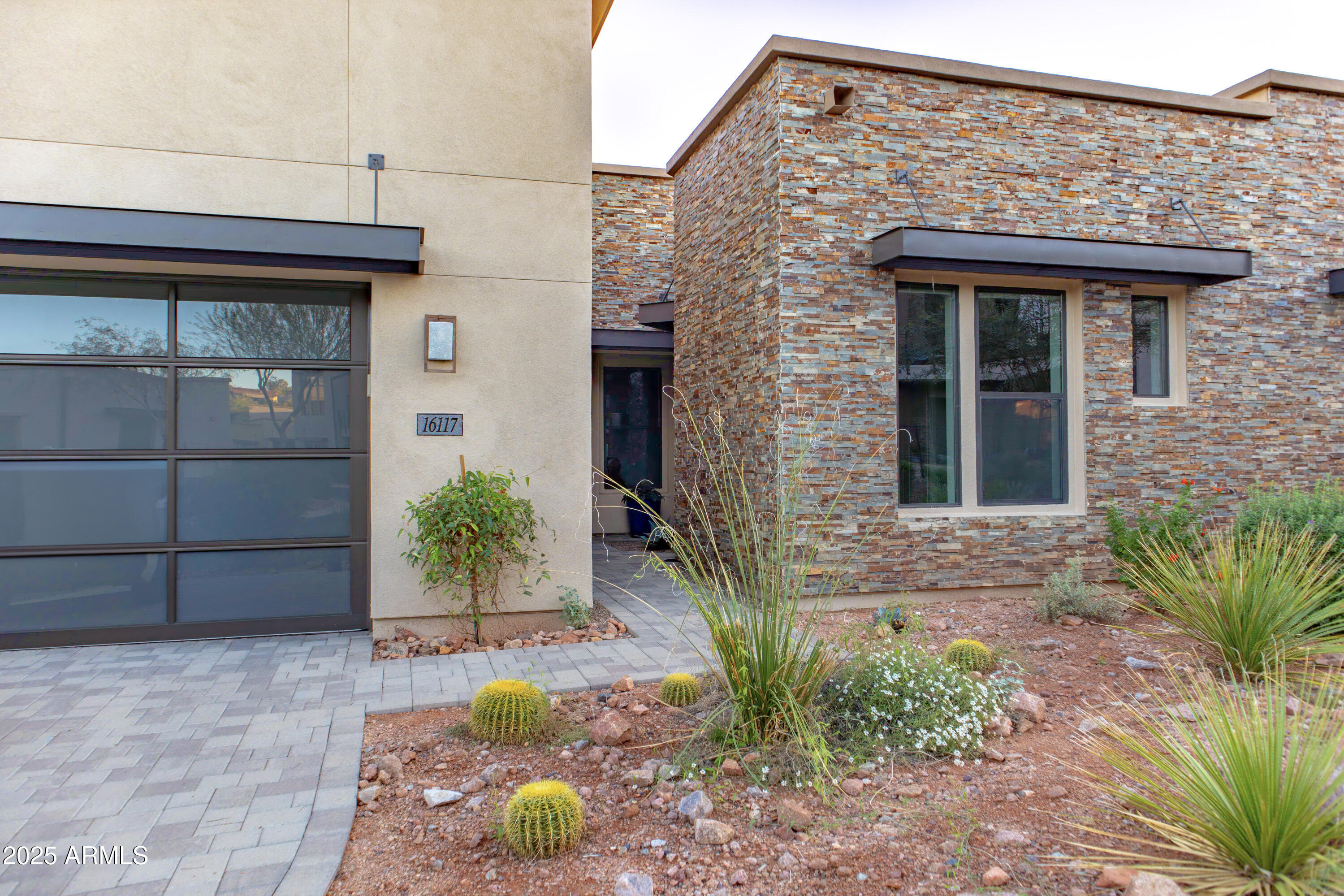 16117 E RIDGESTONE Drive