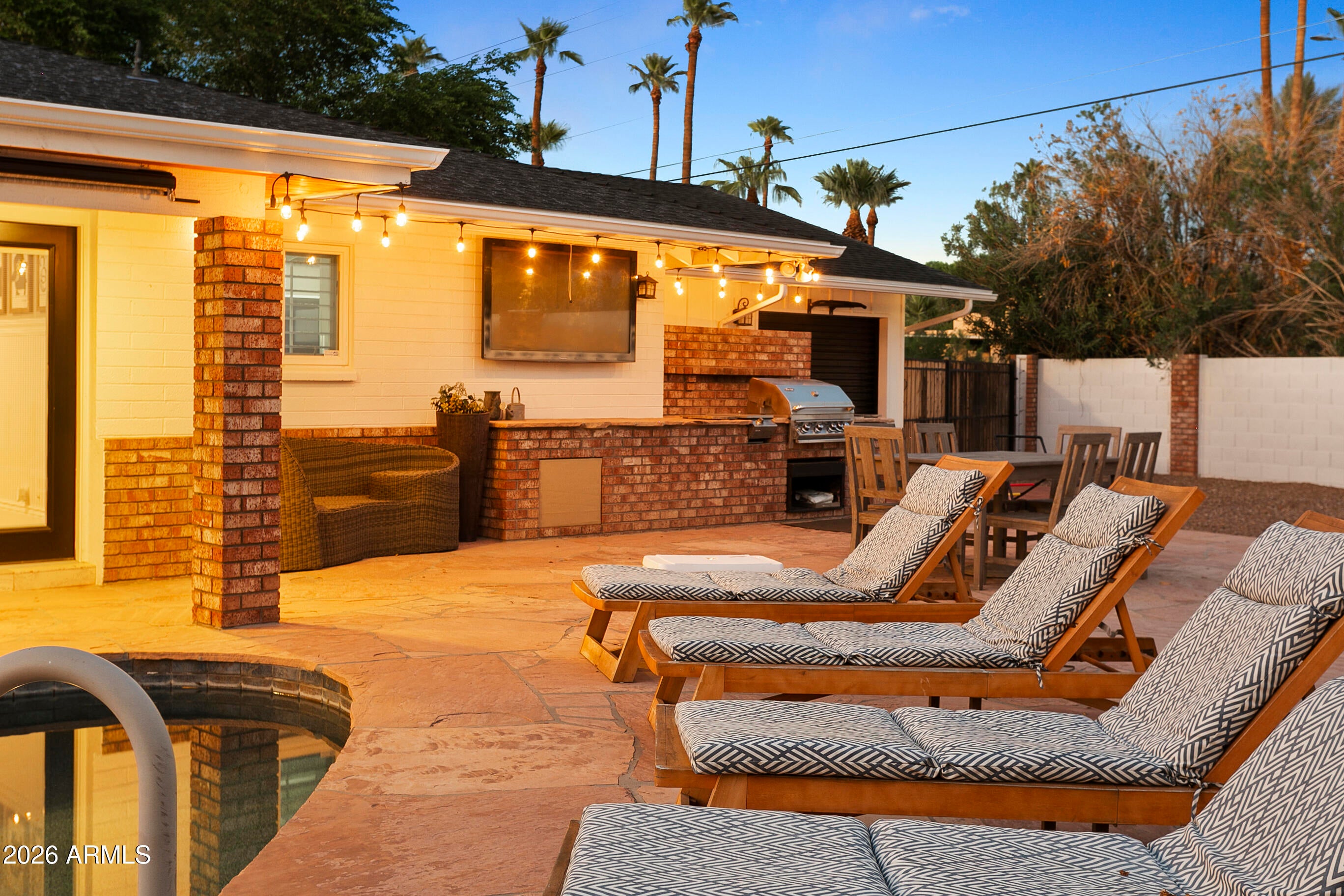 6259 E Calle Redonda --