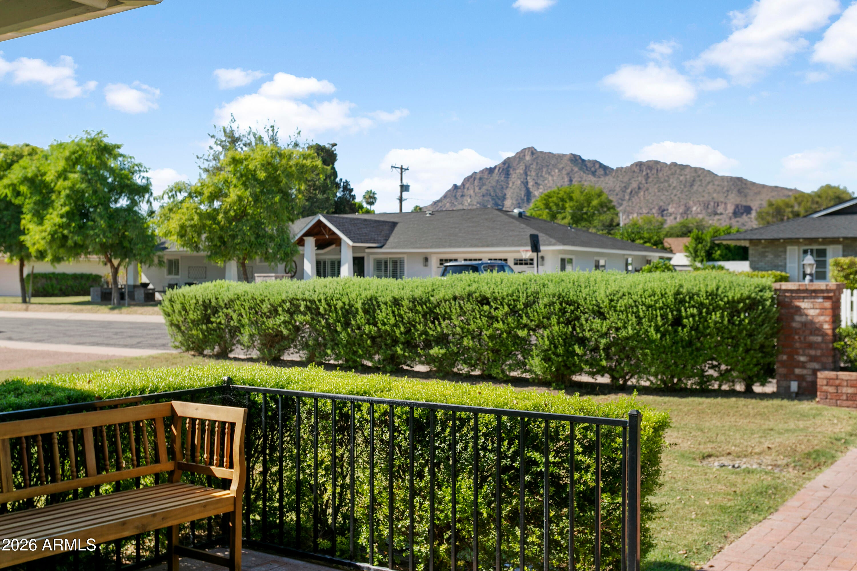 6259 E Calle Redonda --