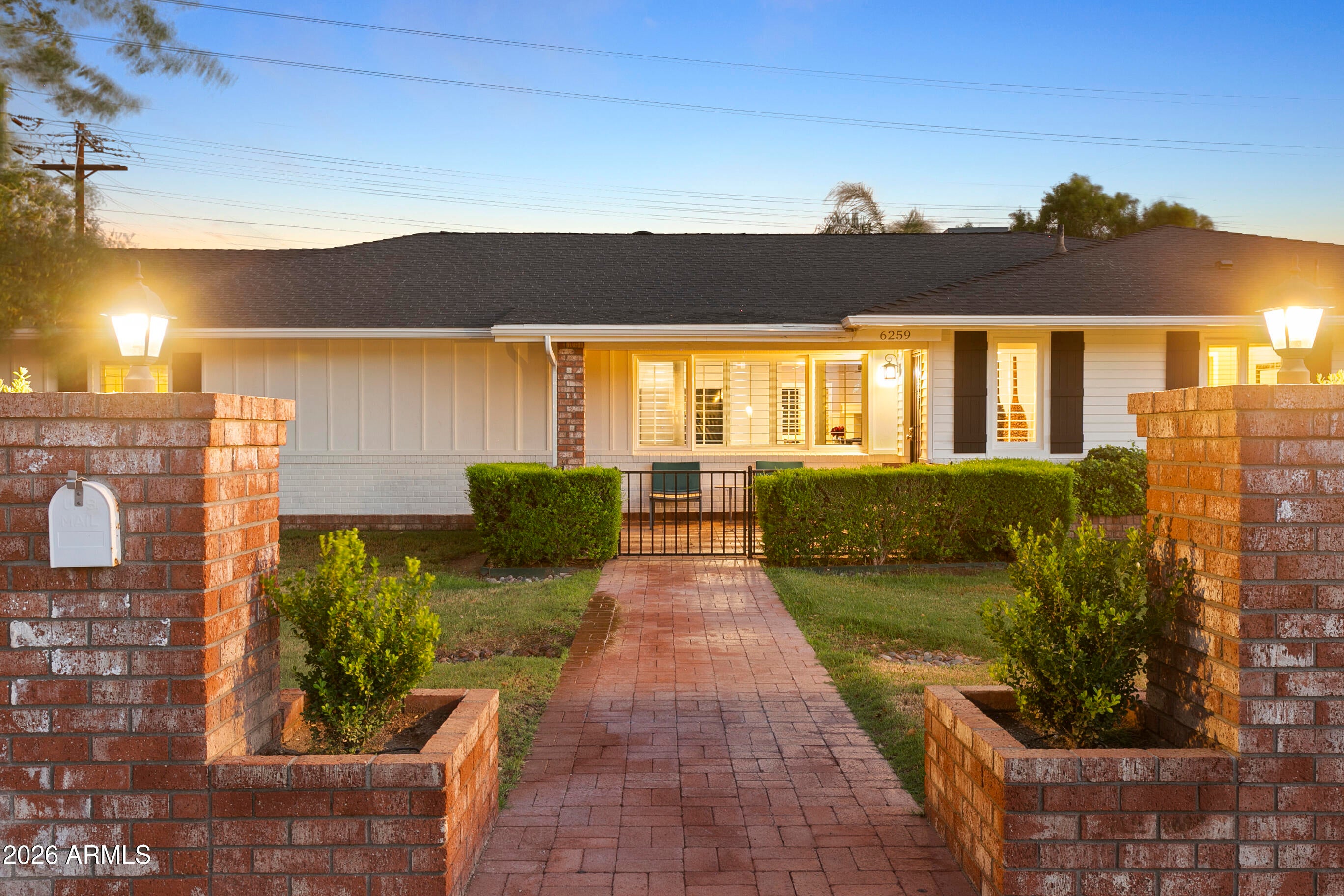 6259 E Calle Redonda --