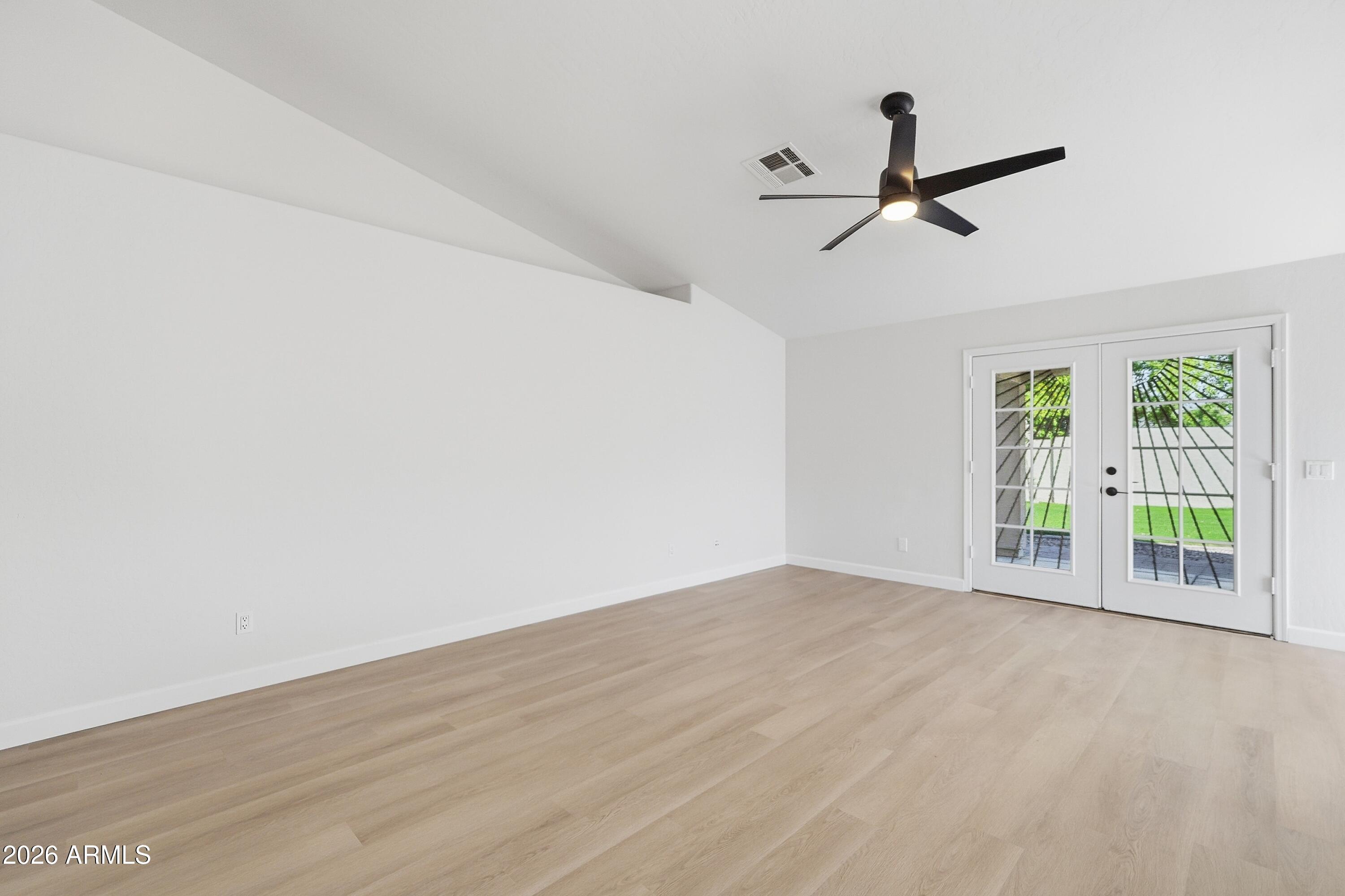 3596 E THORNTON Avenue