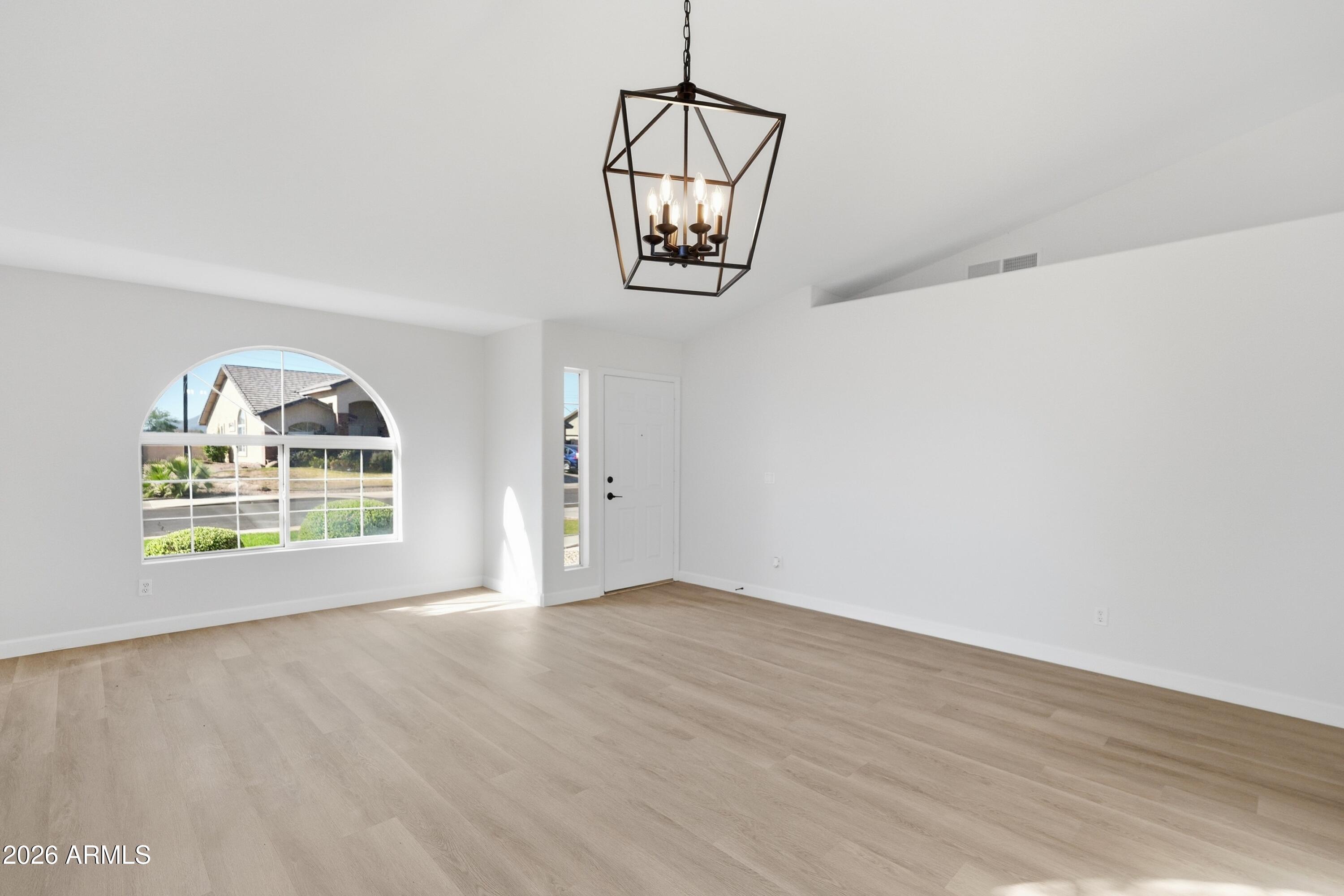 3596 E THORNTON Avenue