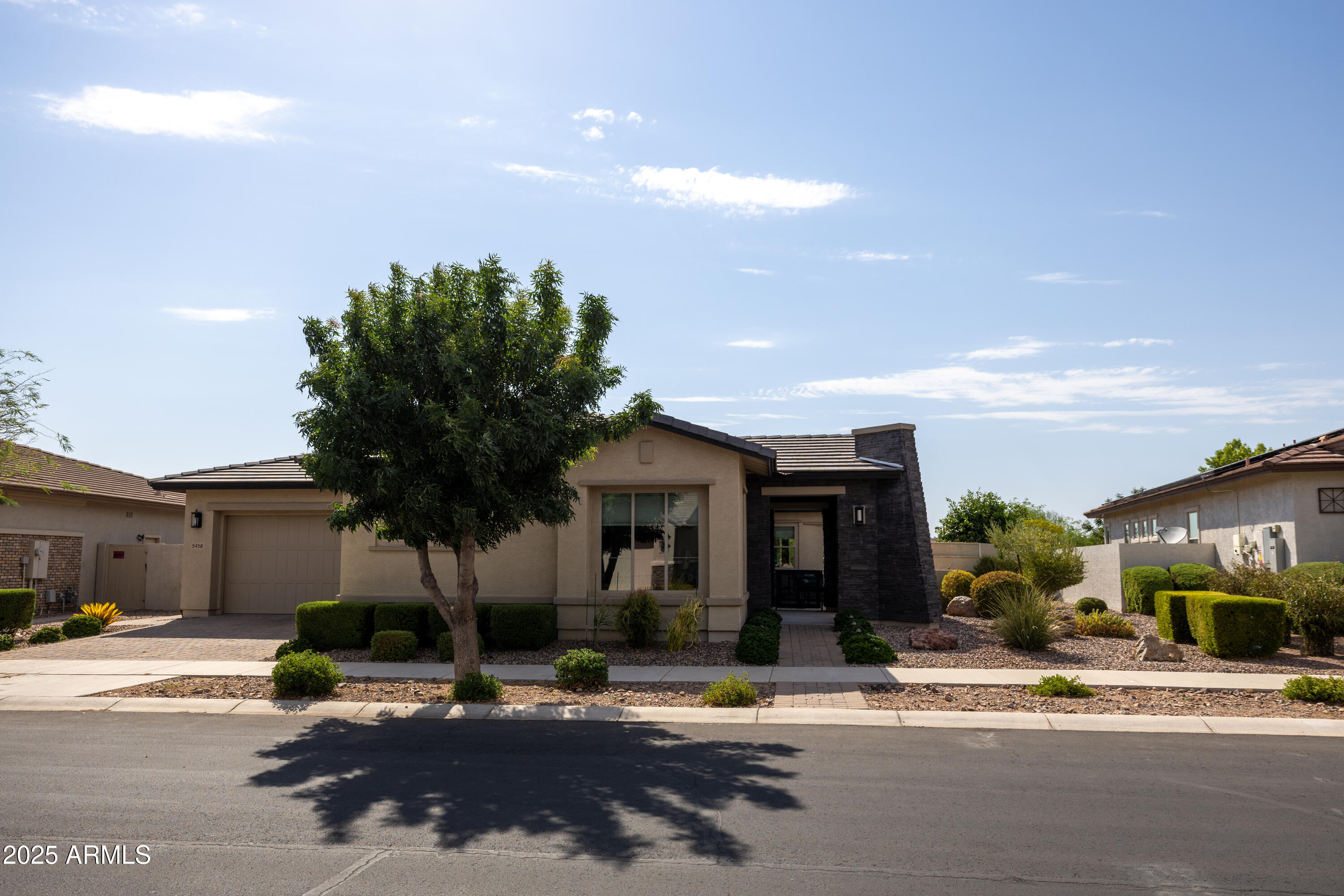 5458 S CHATSWORTH --