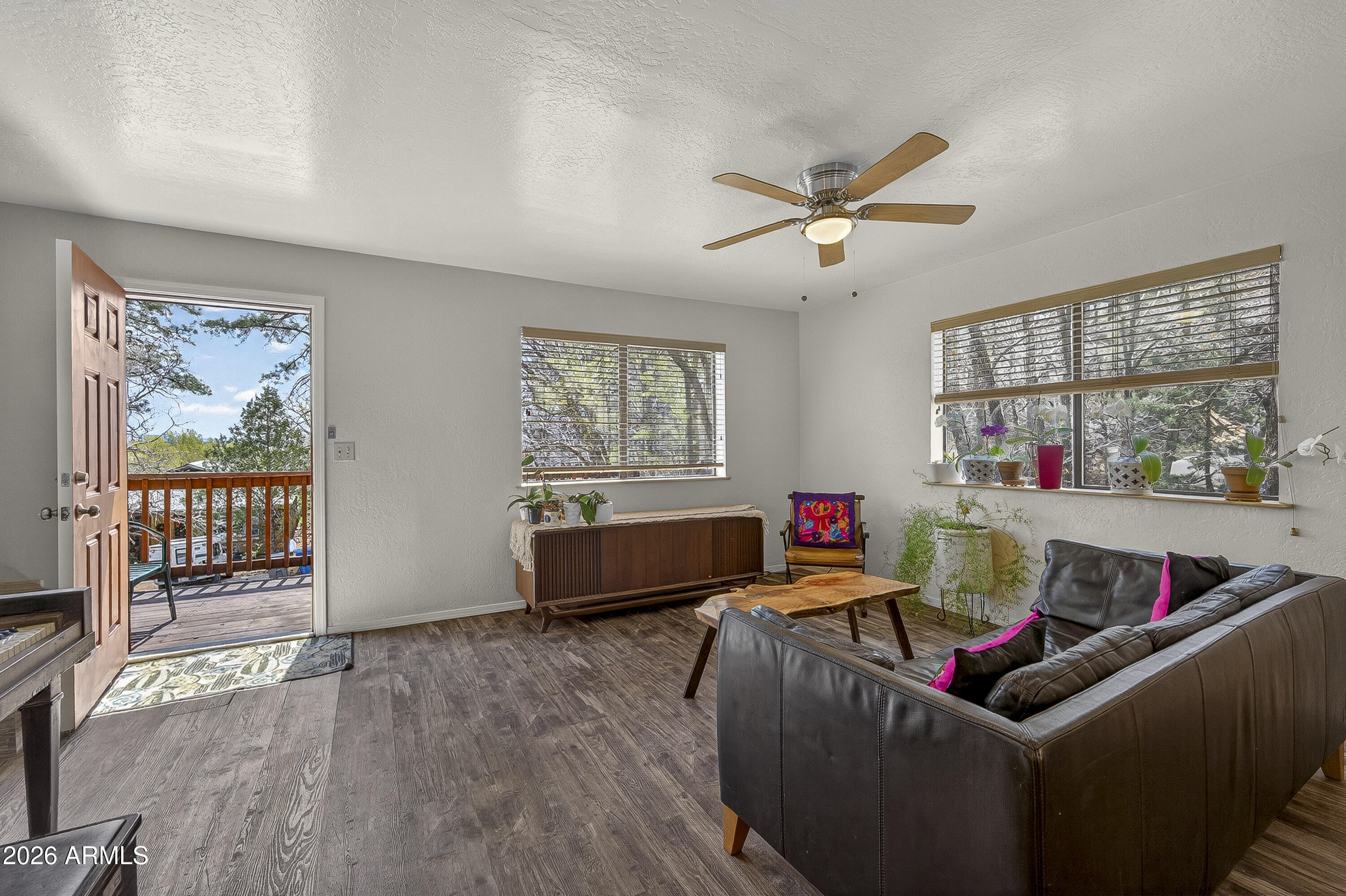 920 W GRAND CANYON Avenue 3