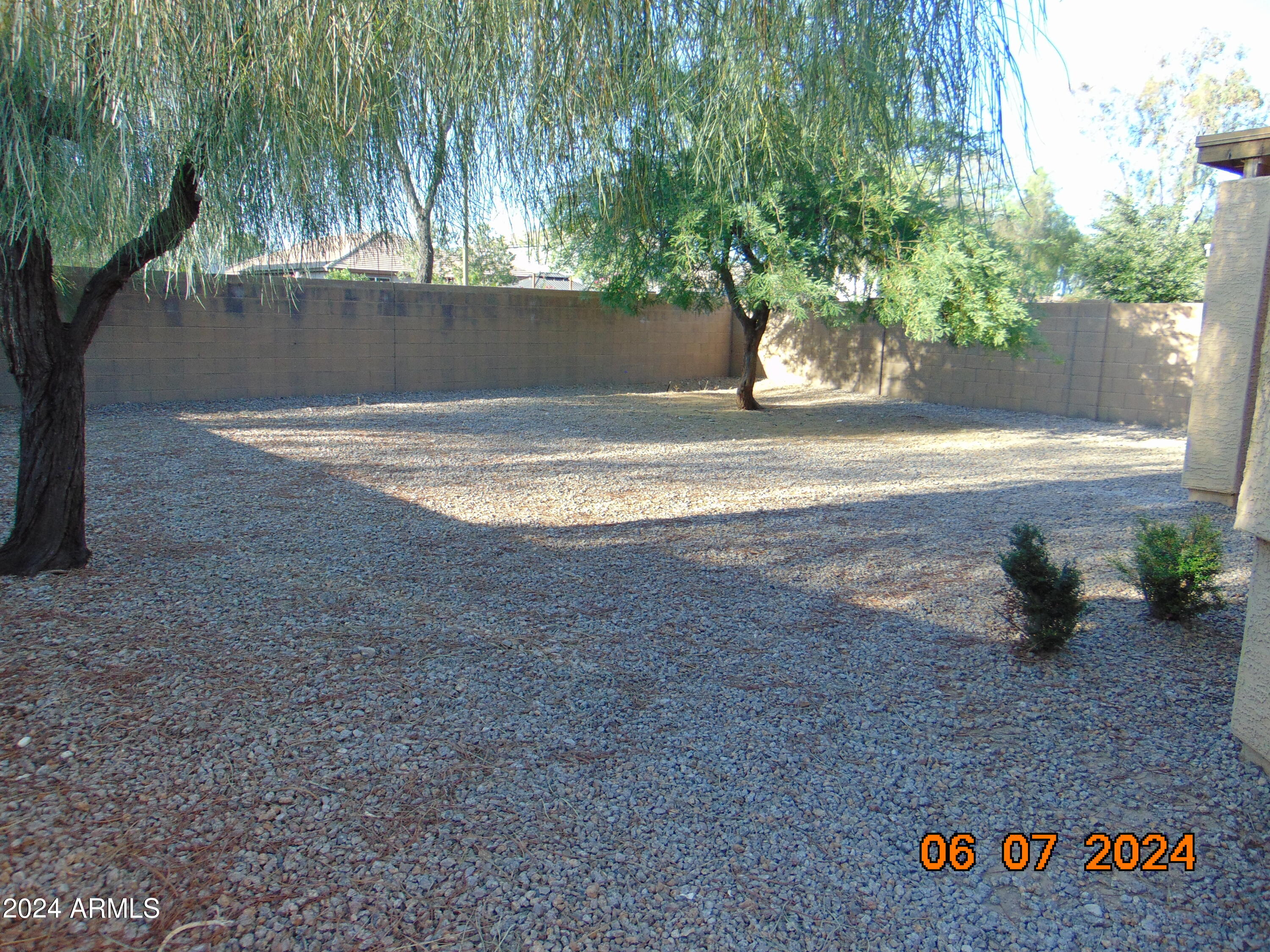 17262 W RIMROCK Street