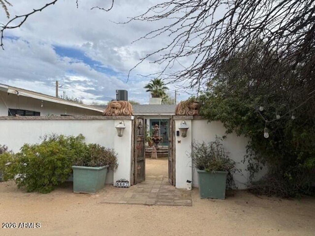 Photo of 6602 E Paradise Drive #-, Scottsdale, AZ 85254 (MLS # 6974814)