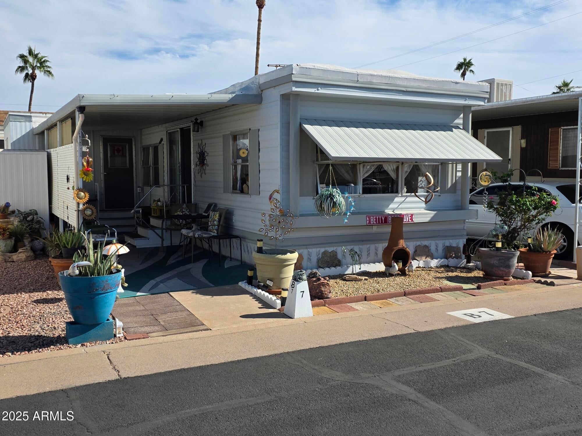 7807 E MAIN Street B7