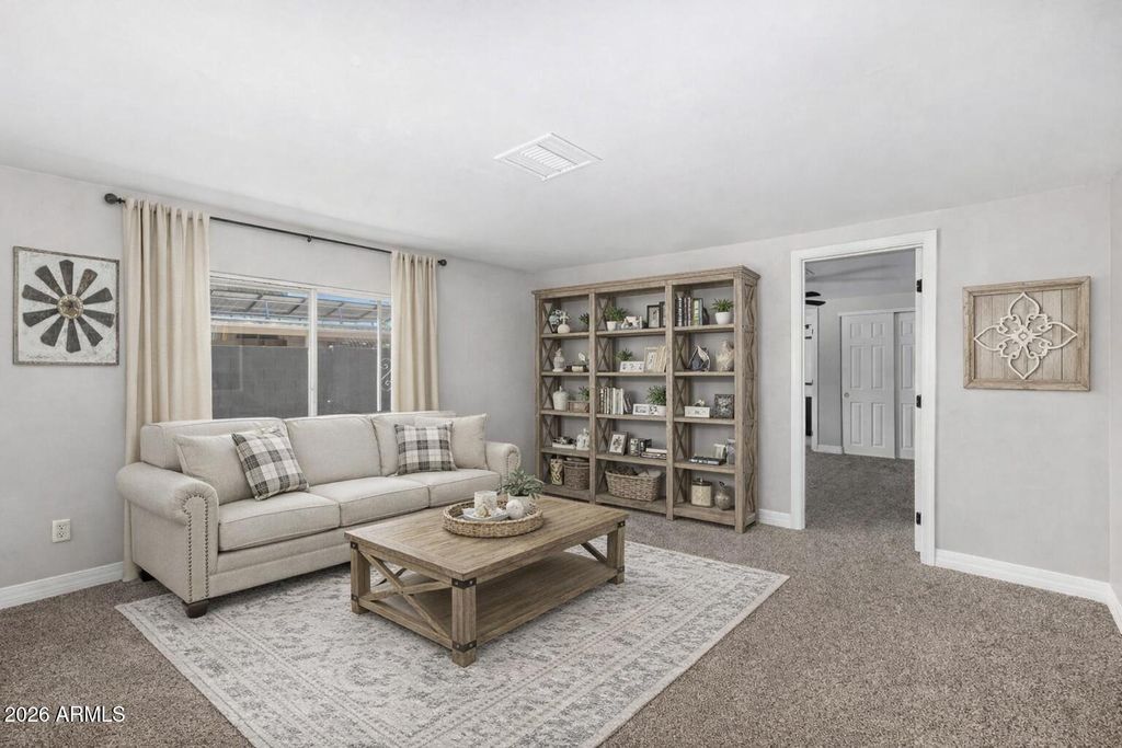 Photo of 1518 W Beck Lane, Phoenix, AZ 85023 (MLS # 7000954)