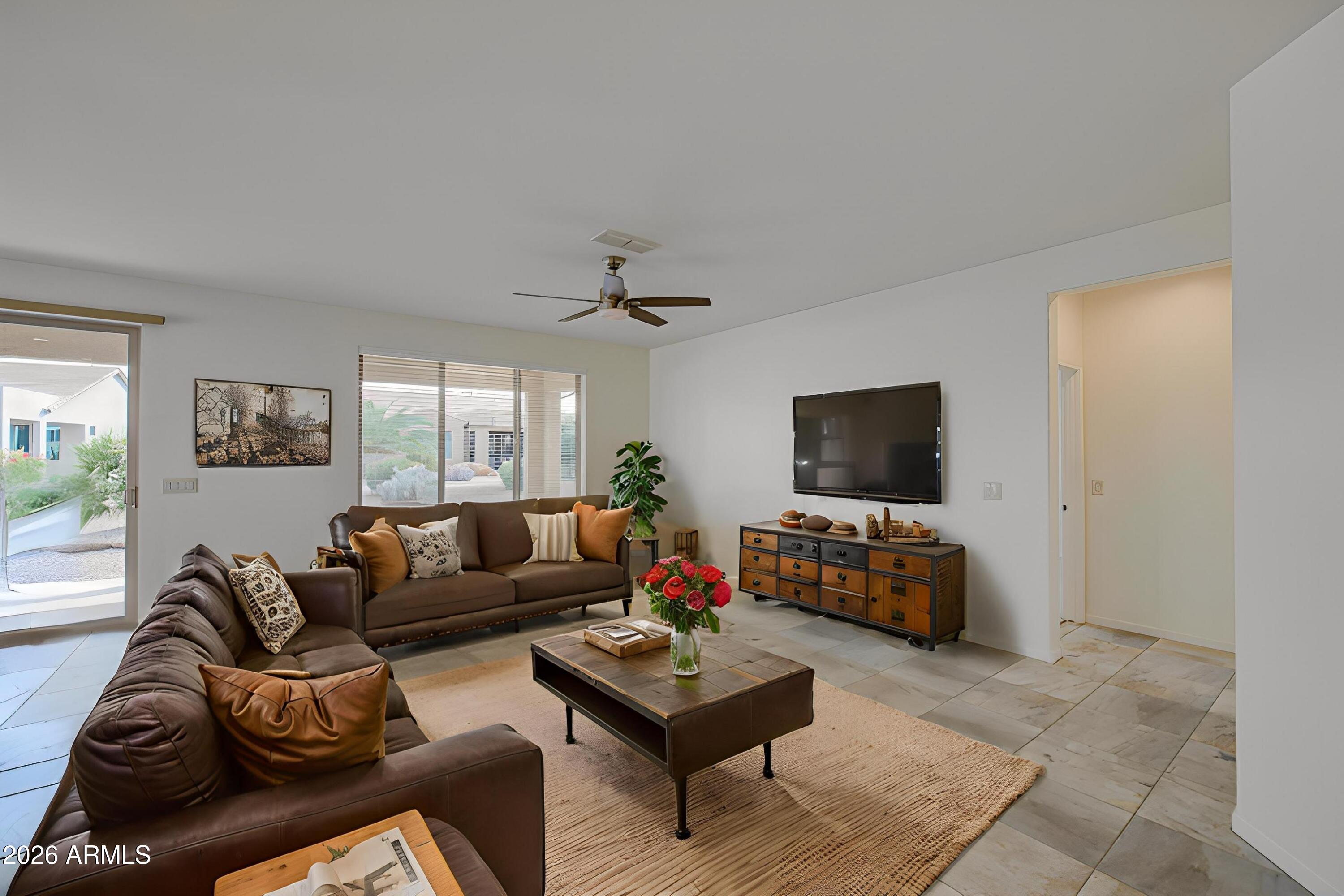 5245 N GRAND CANYON Drive