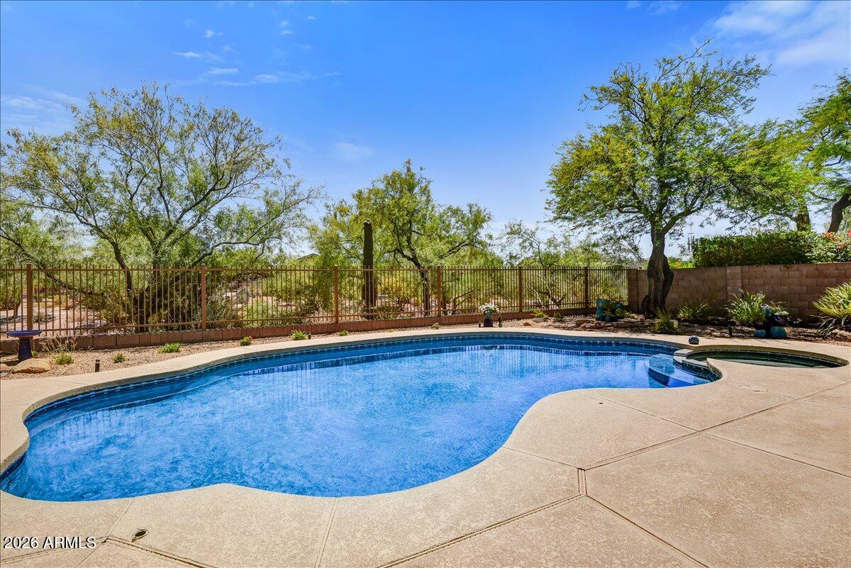 SIERRA PASS AT DESERT RIDGE - Residential