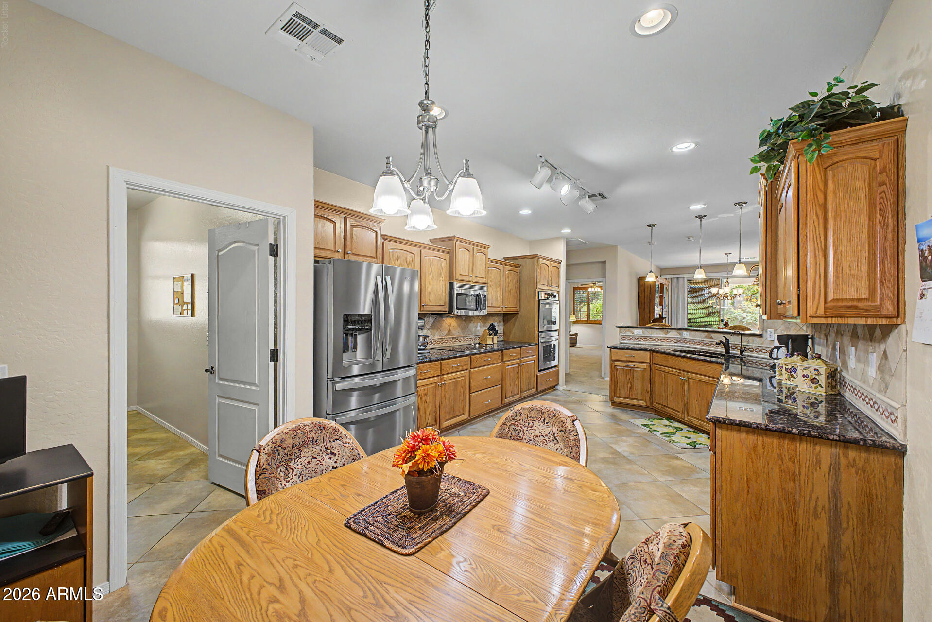 22568 W SHADOW Drive