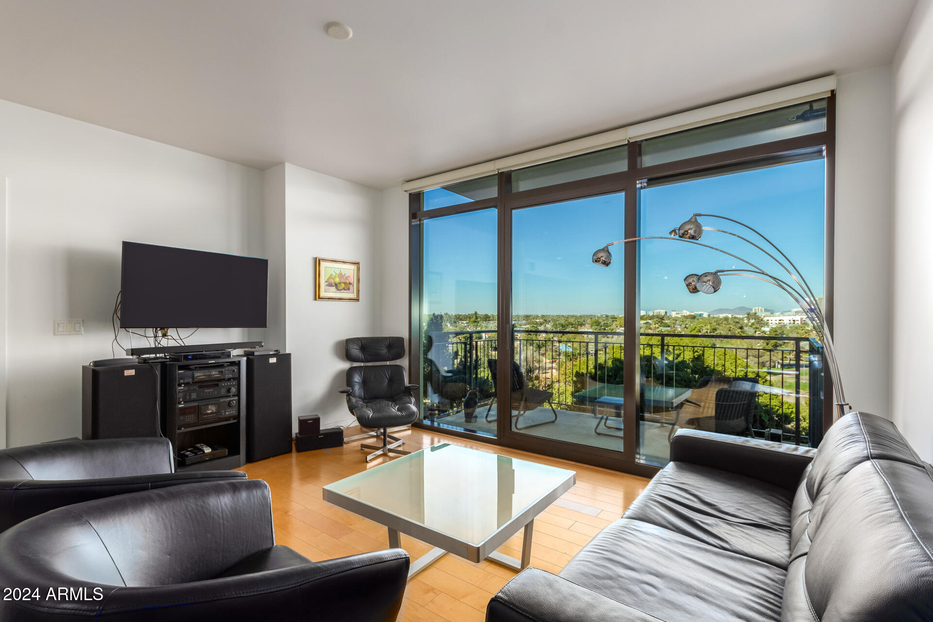 200 W PORTLAND Street 614