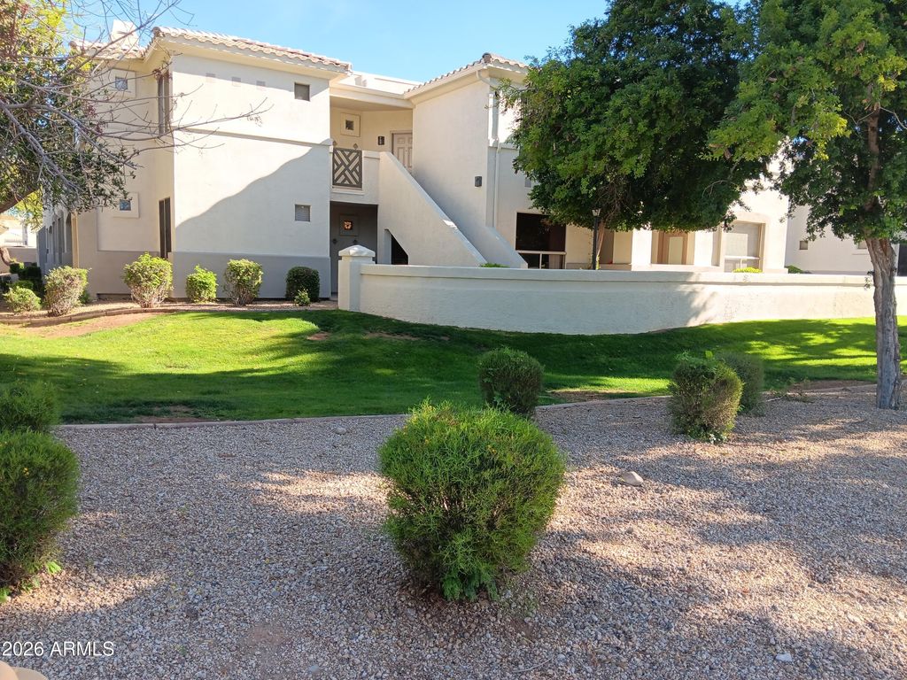 Photo of 9550 E Thunderbird Road #214, Scottsdale, AZ 85260 (MLS # 7010019)