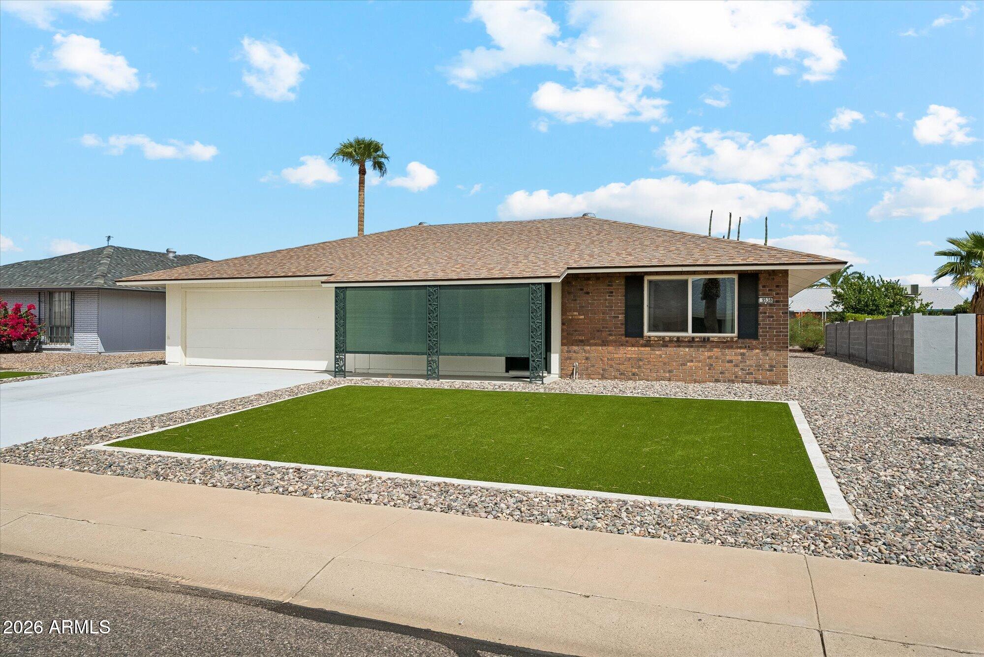 9538 W WILLOWBROOK Drive