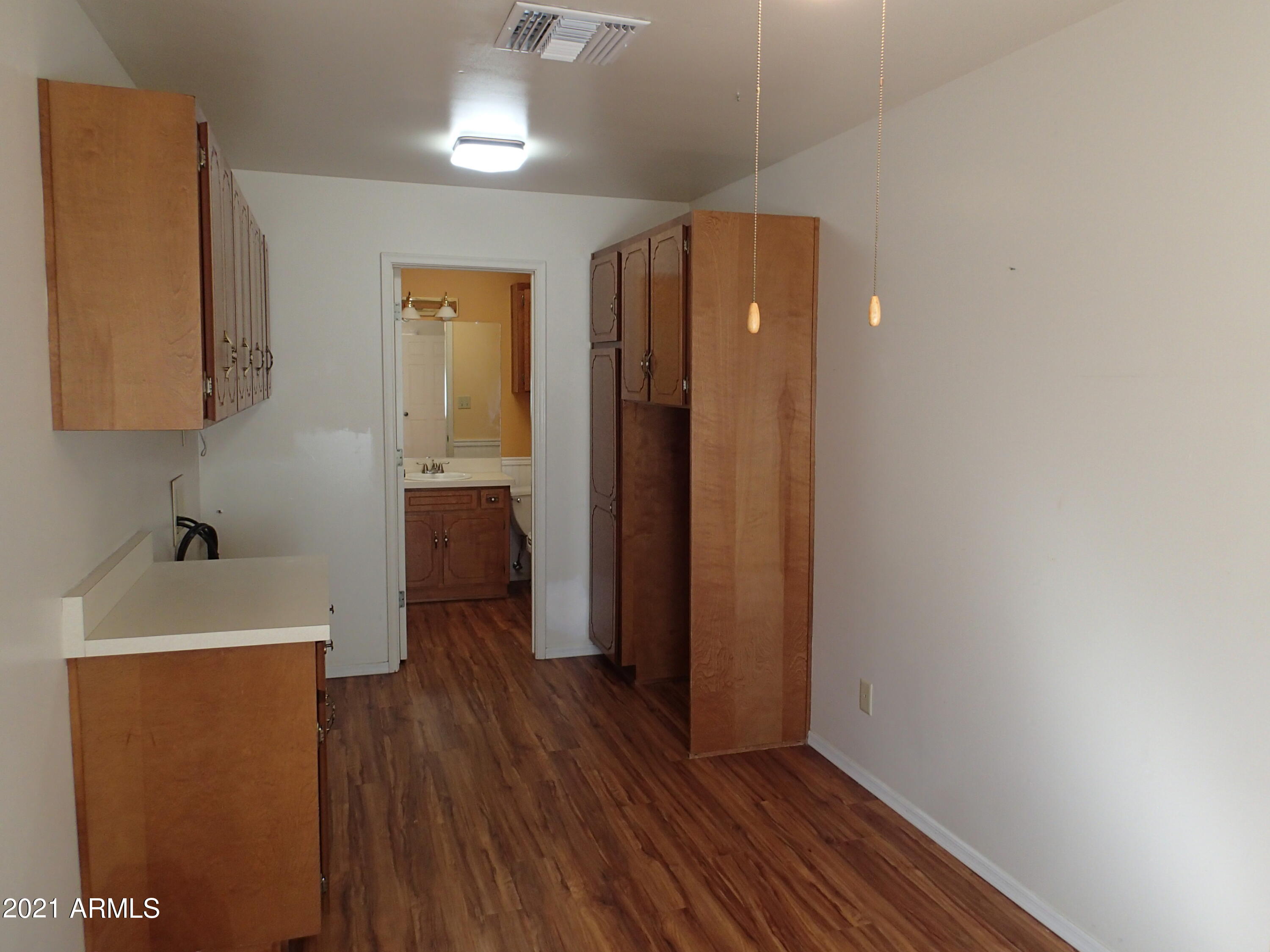 Town & Country Estates Unit#7 - Residential