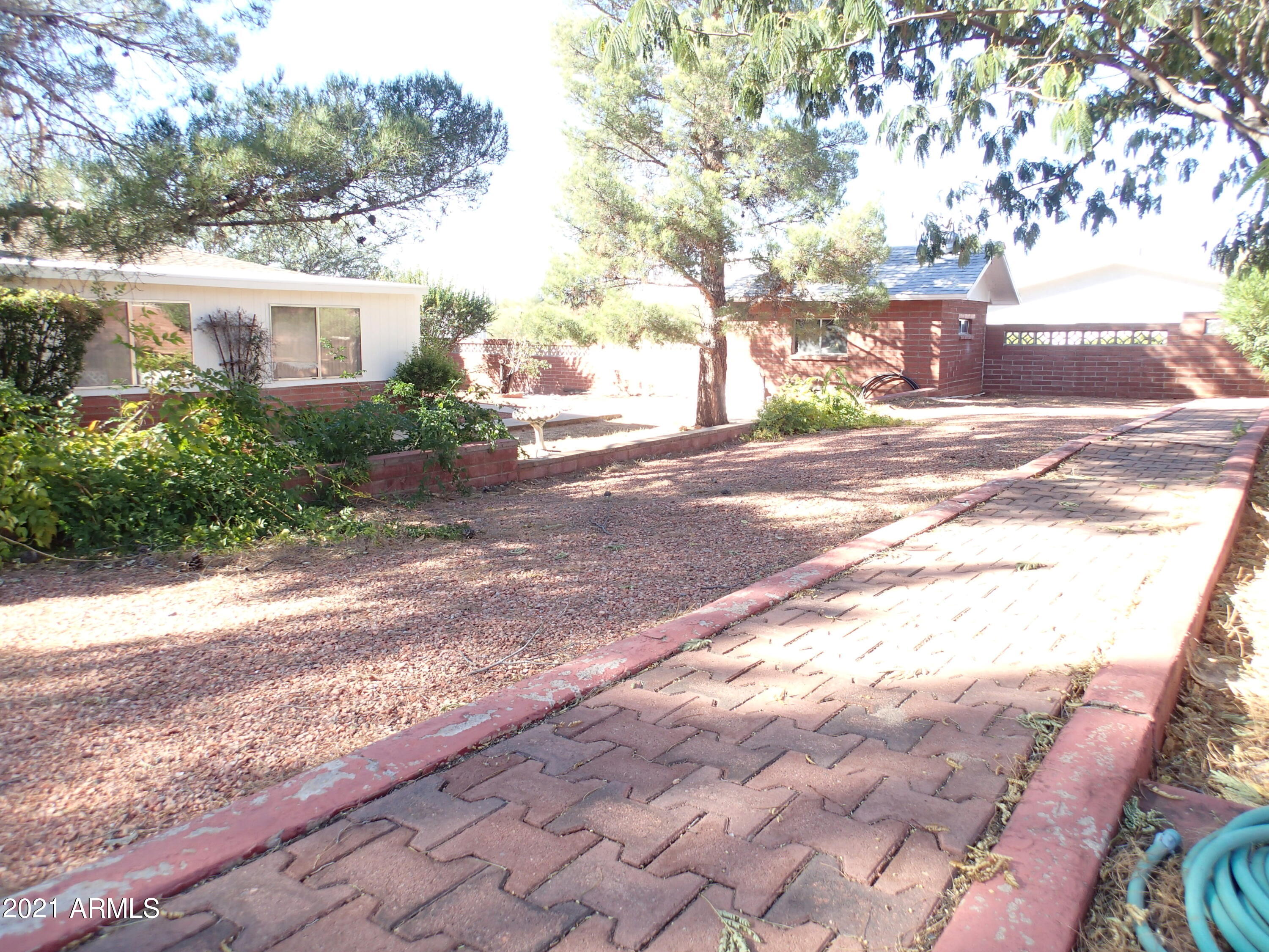 Town & Country Estates Unit#7 - Residential