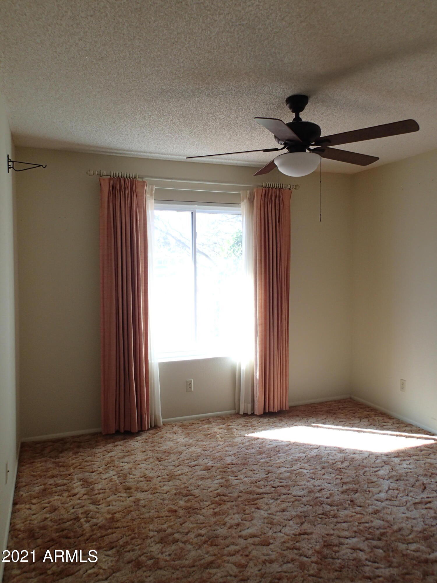 Town & Country Estates Unit#7 - Residential