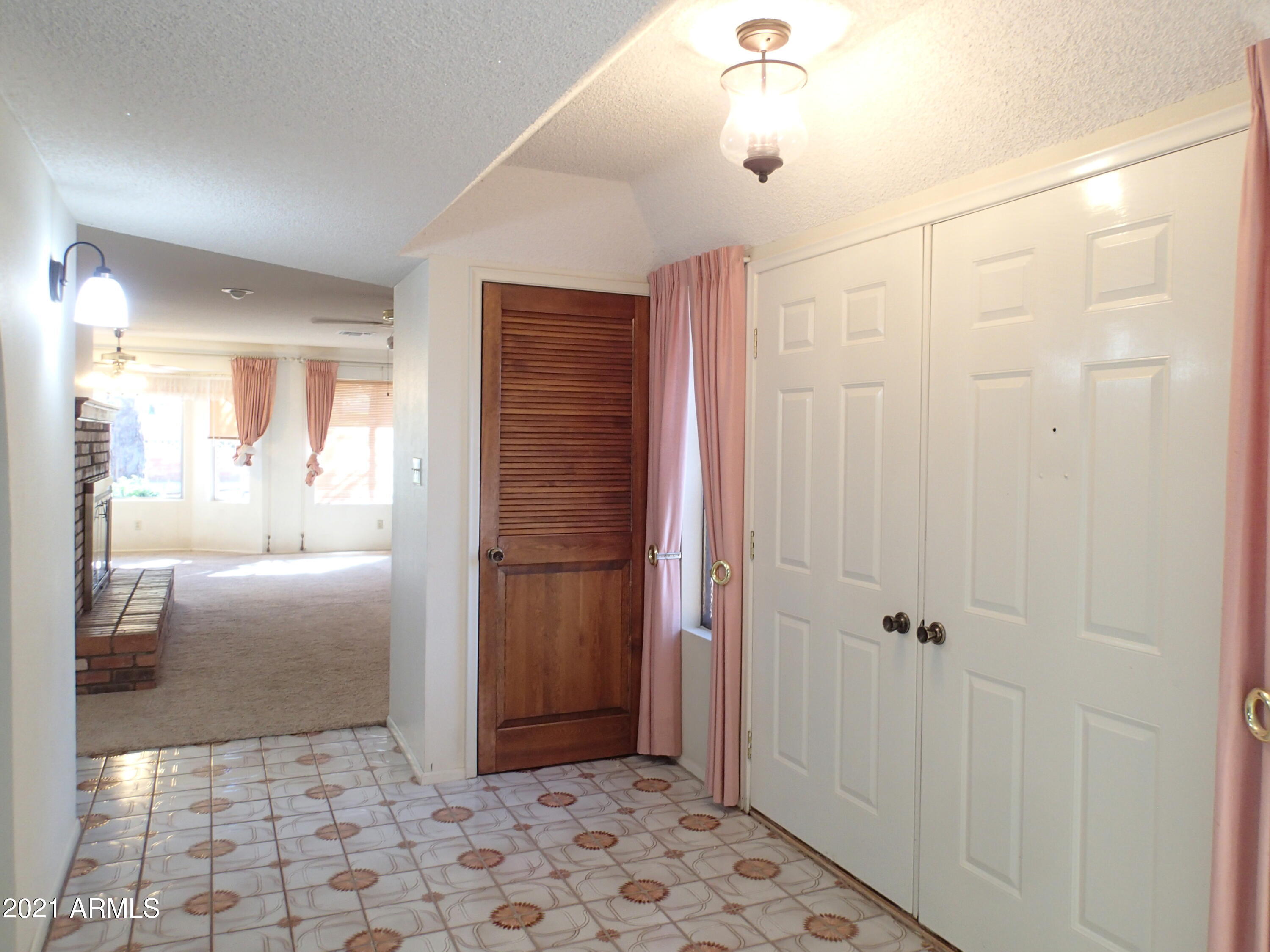 Town & Country Estates Unit#7 - Residential