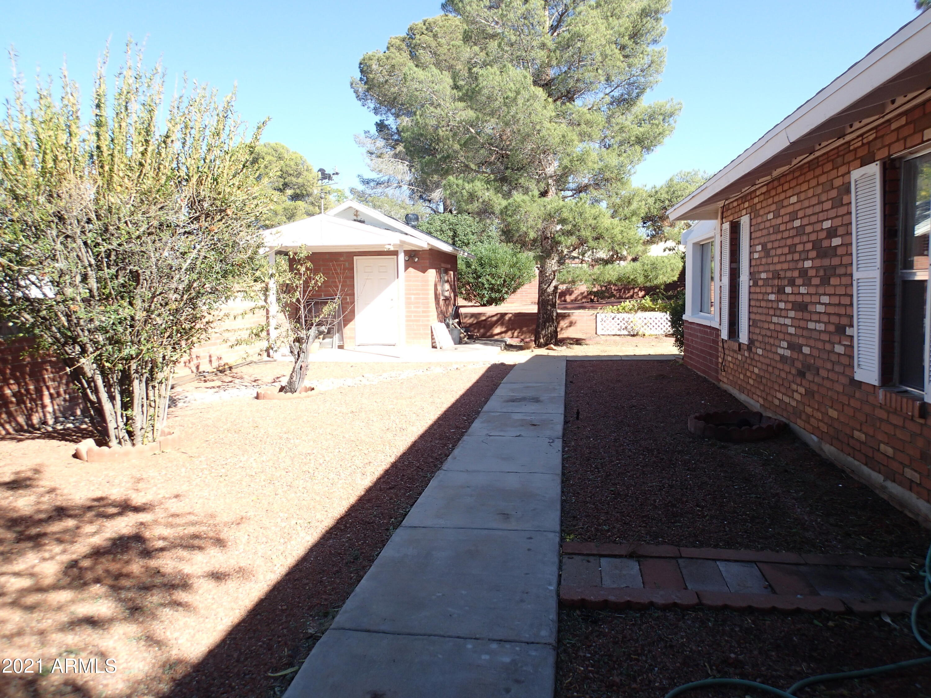 Town & Country Estates Unit#7 - Residential