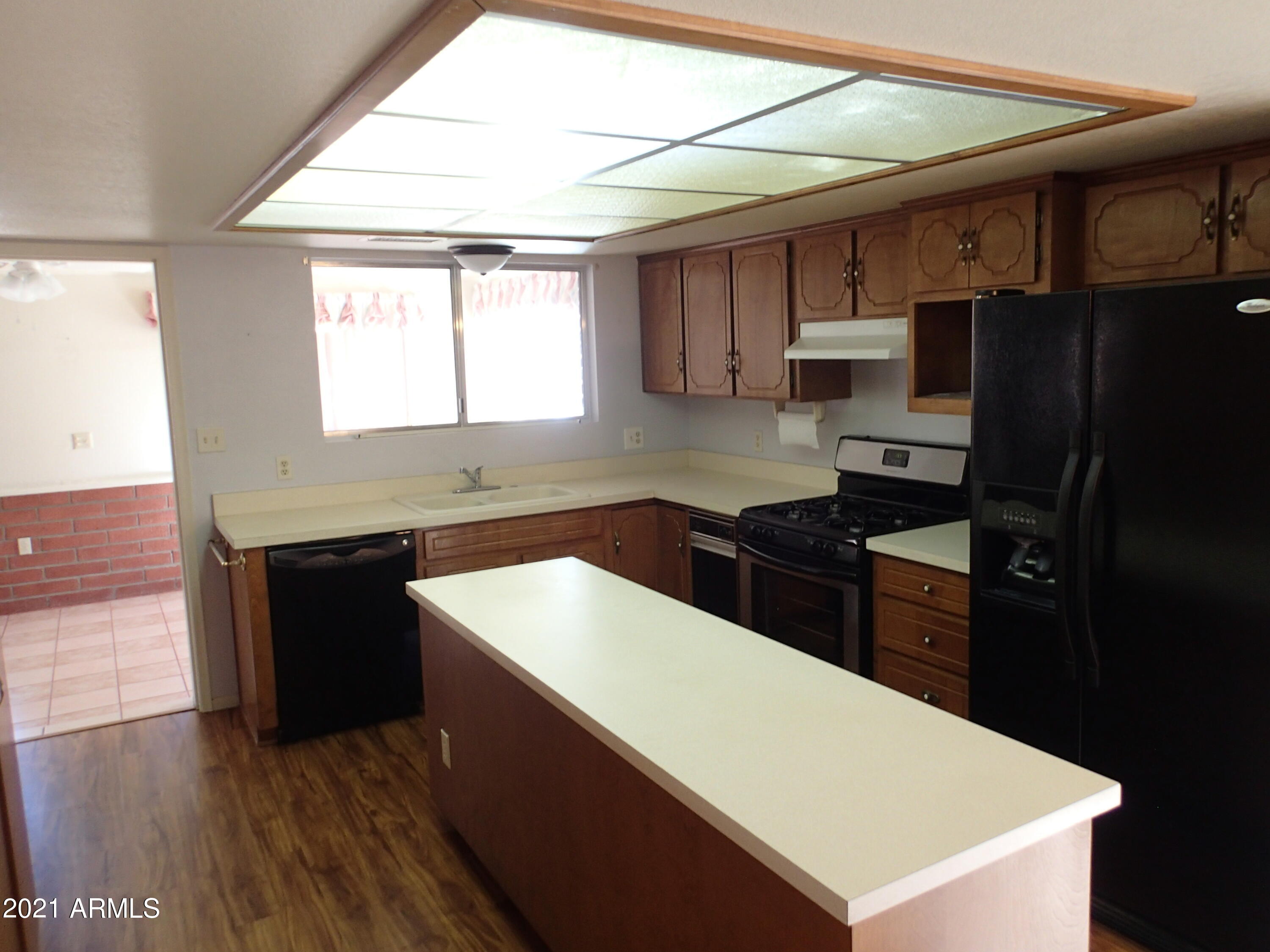 Town & Country Estates Unit#7 - Residential