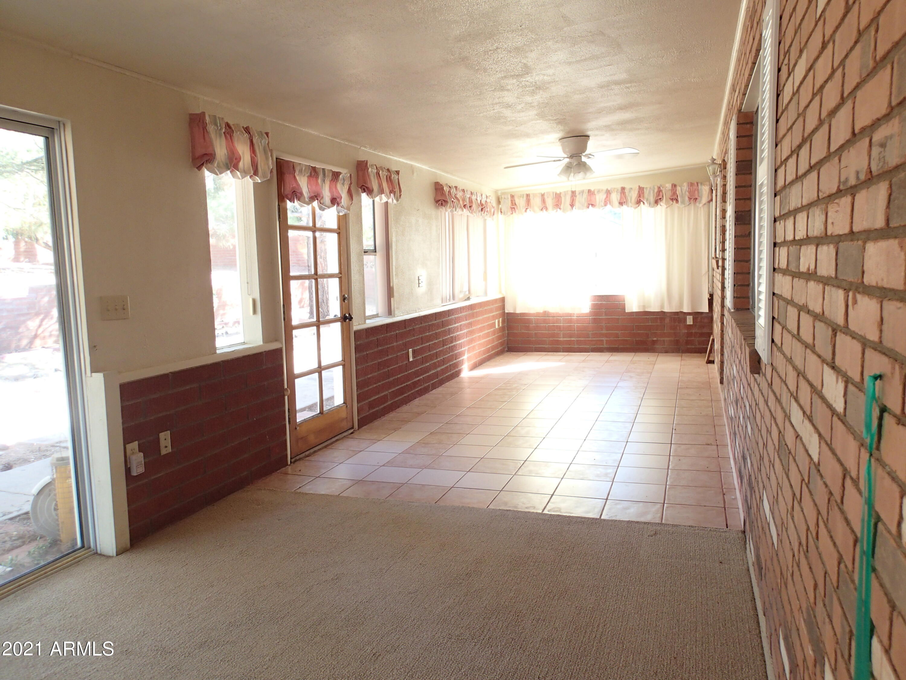 Town & Country Estates Unit#7 - Residential